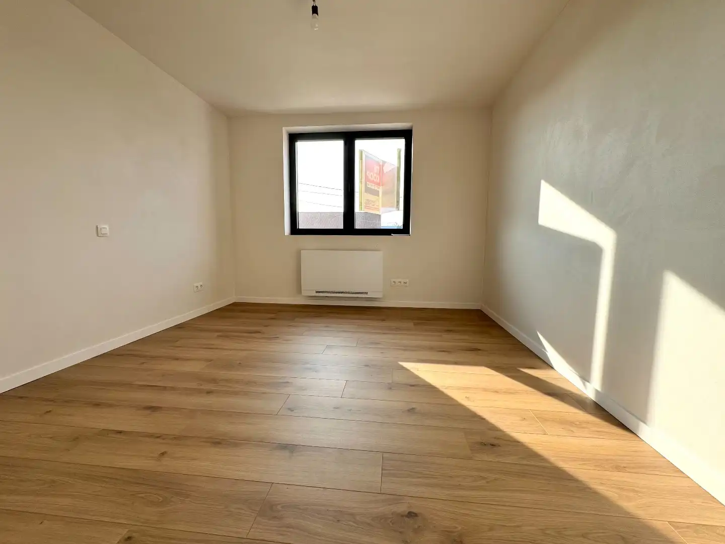 NIEUWBOUW WONING MET 3 SLAAPKAMERS, GARAGE EN TUIN (515m²) foto 10