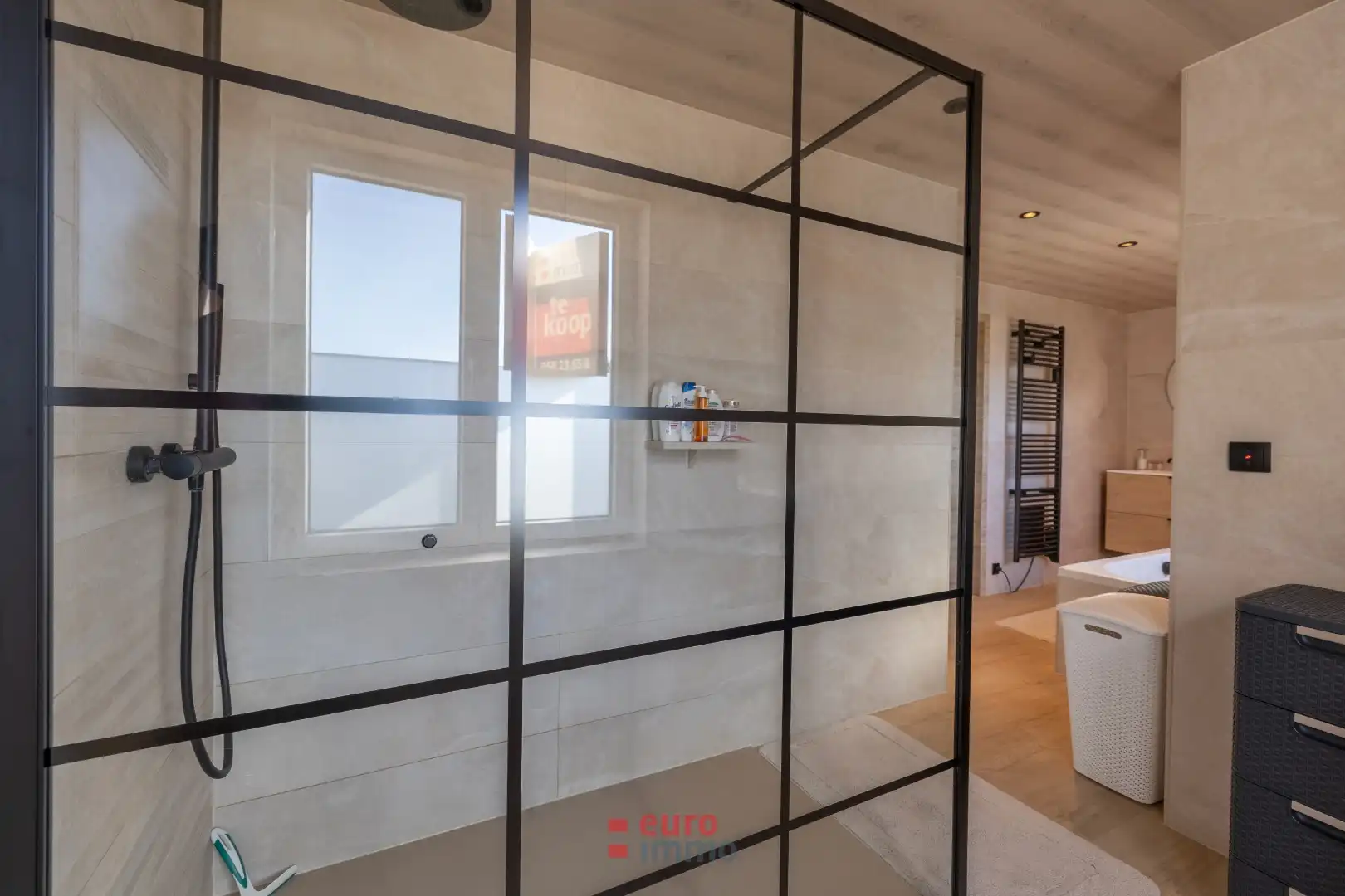 Huis te koop foto 21