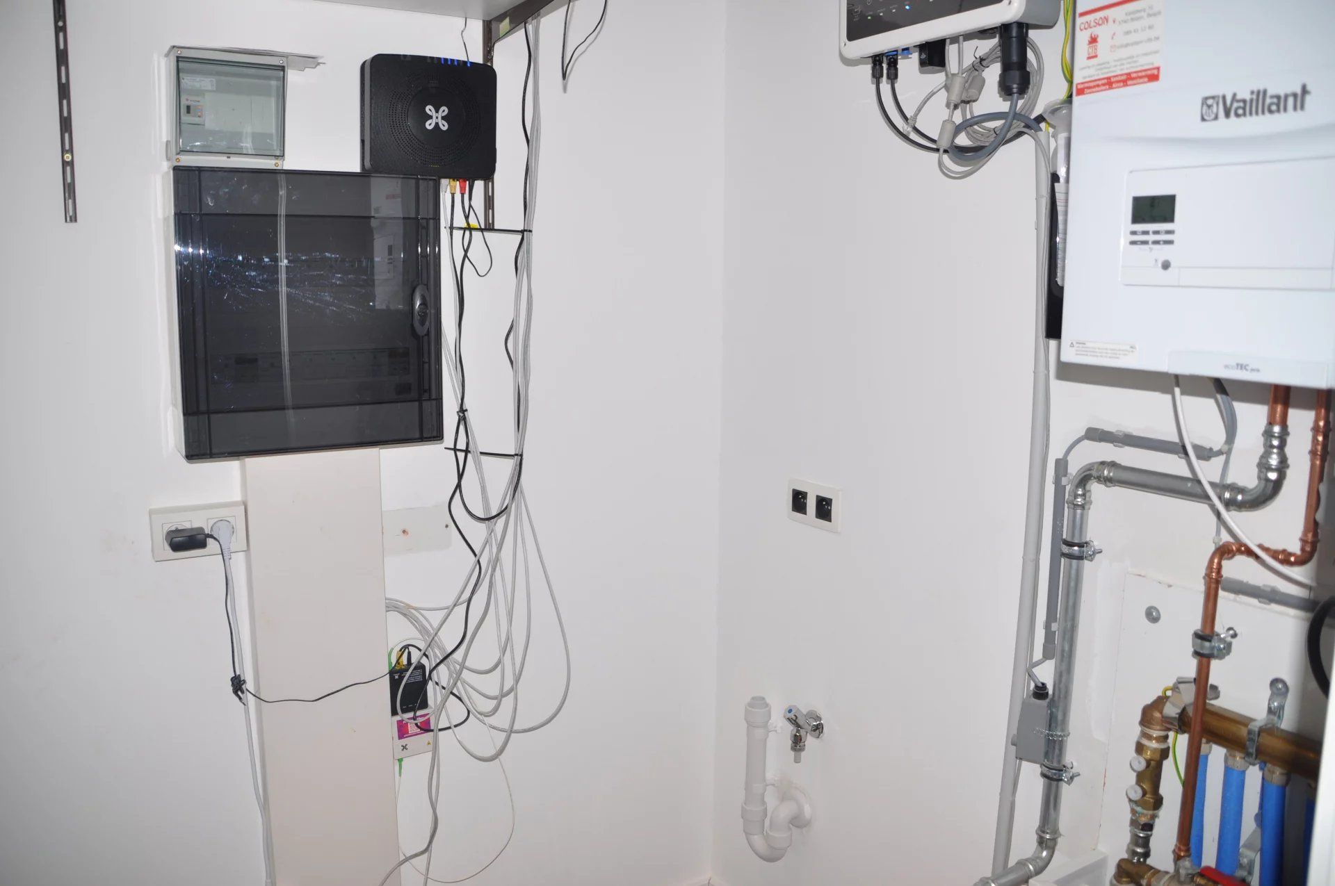 UNIEK EN ZEER KWALITATIEF PENTHOUSE MET TWEE SLPK'S EN TWEE TERRASSEN NABIJ CENTRUM TONGEREN foto 15
