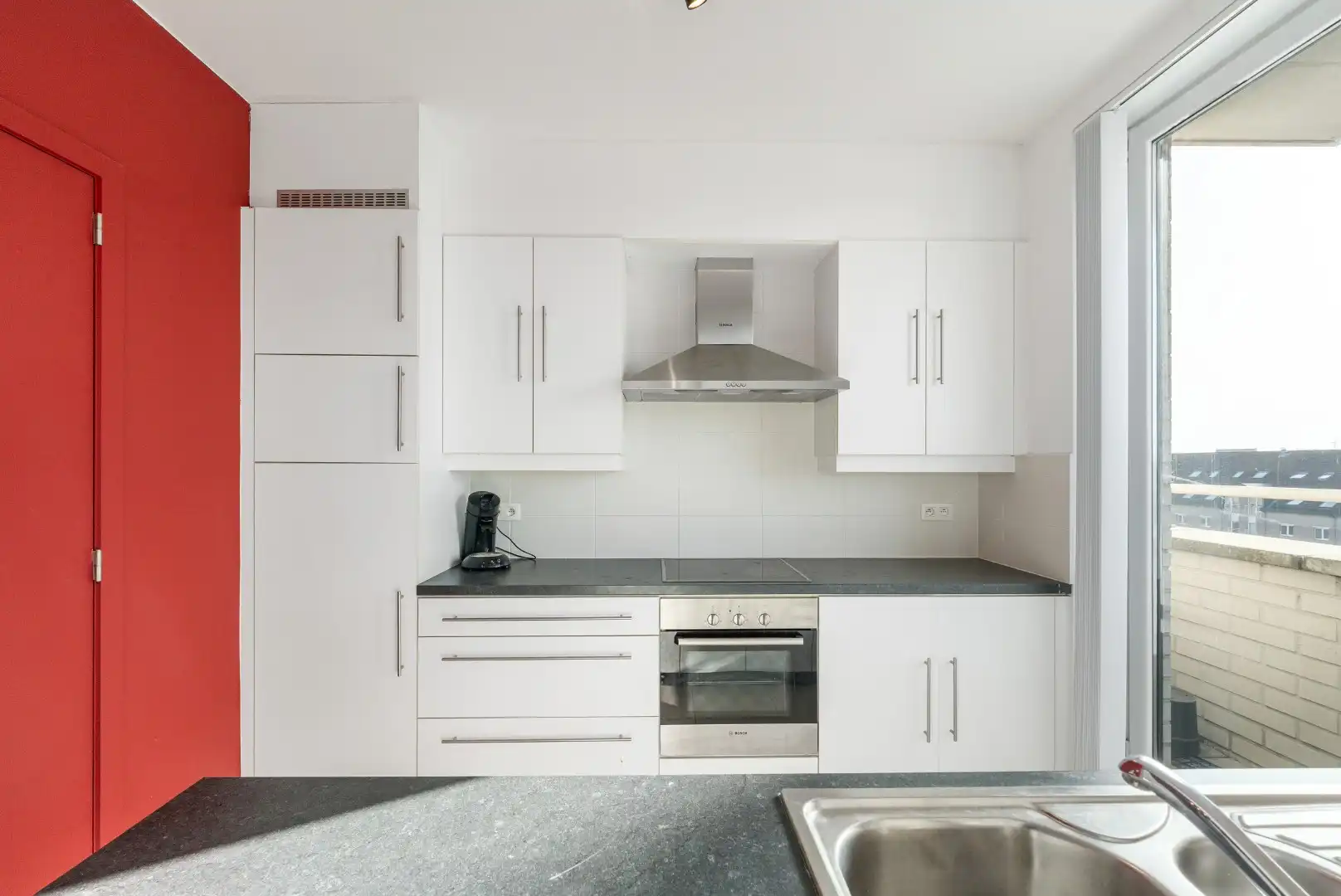 Instapklaar appartement met 2 slaapkamers te koop in Lokeren foto 7