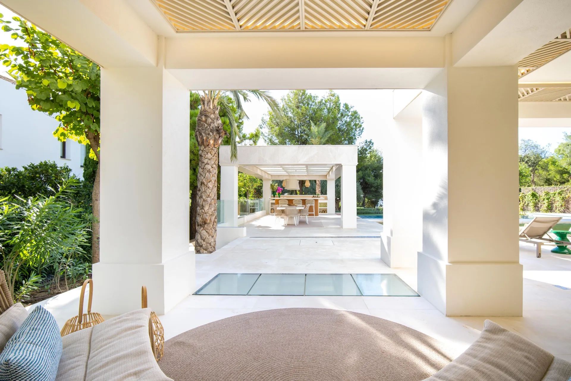 Ultieme luxe in Marbella: exclusieve villa met prachtige tuinen en privézwembad aan de Golden Mile foto 29