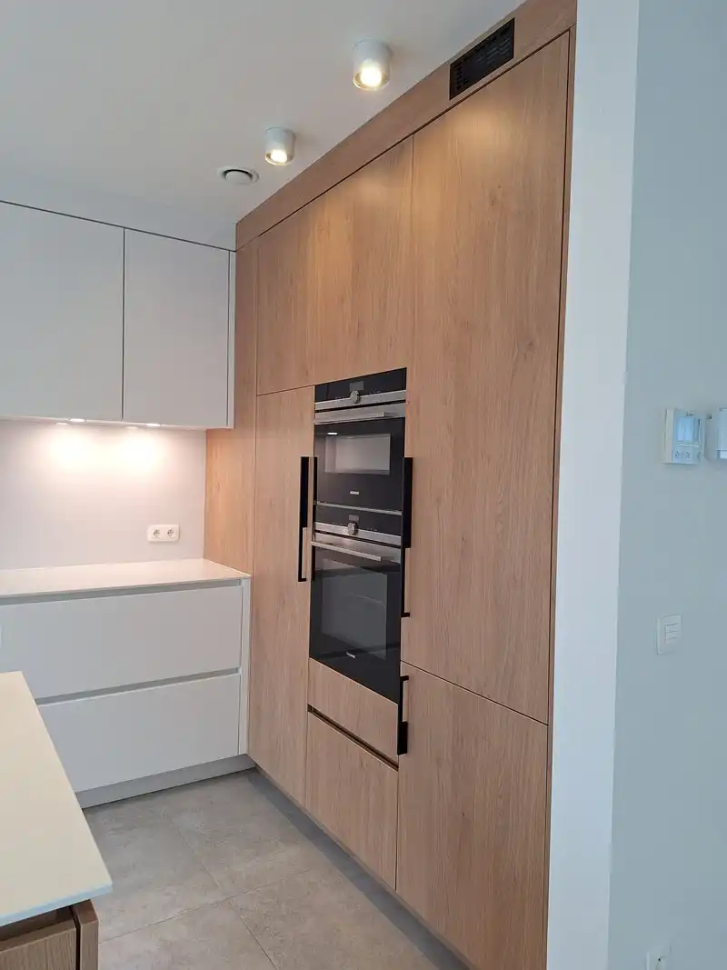 Modern instapklaar appartement te Koersel centrum foto 8