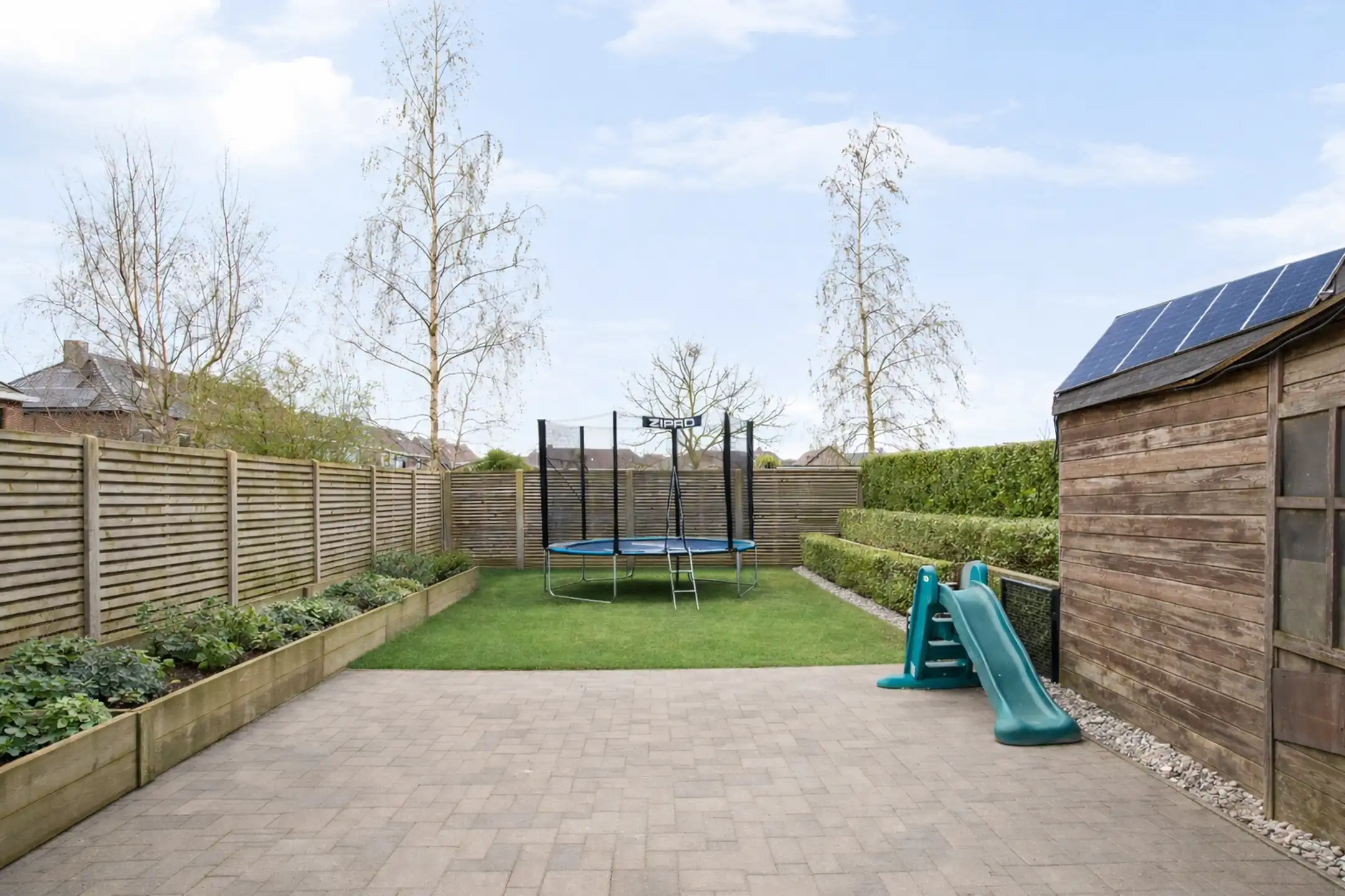 Halfopen woning met garage en tuin in Harelbeke foto 20