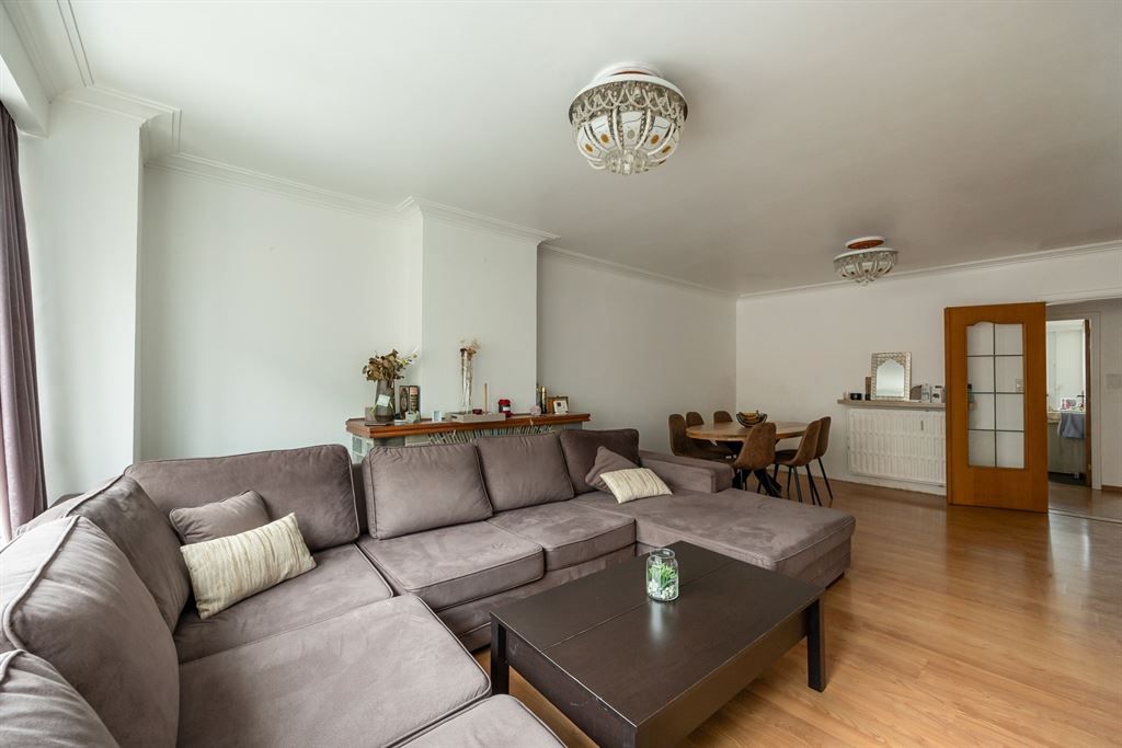 Tof appartement met terras vlakbij Rivierenhof foto 5