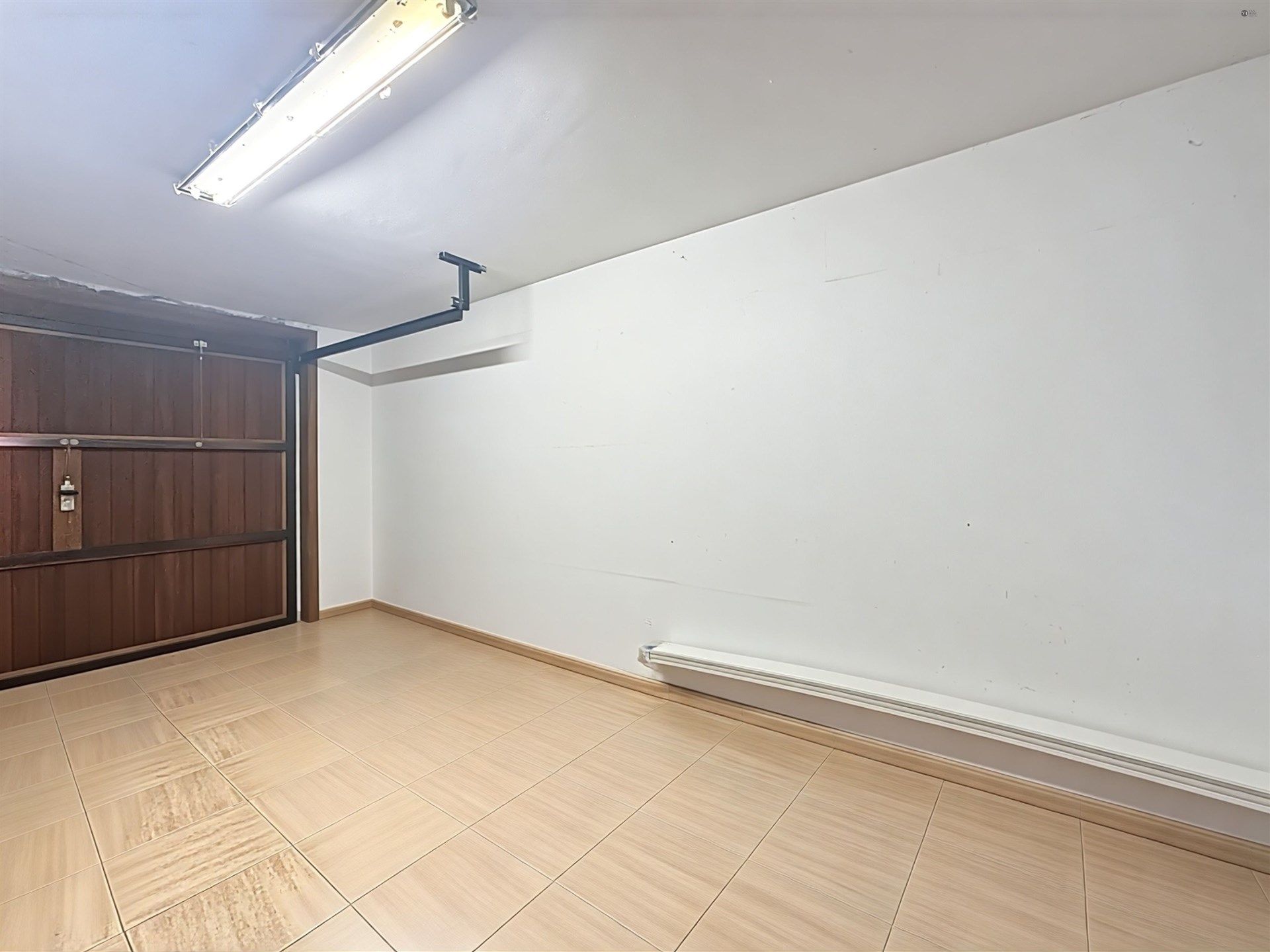 Prachtige open bebouwing met 4 slaapkamers en garage foto 18
