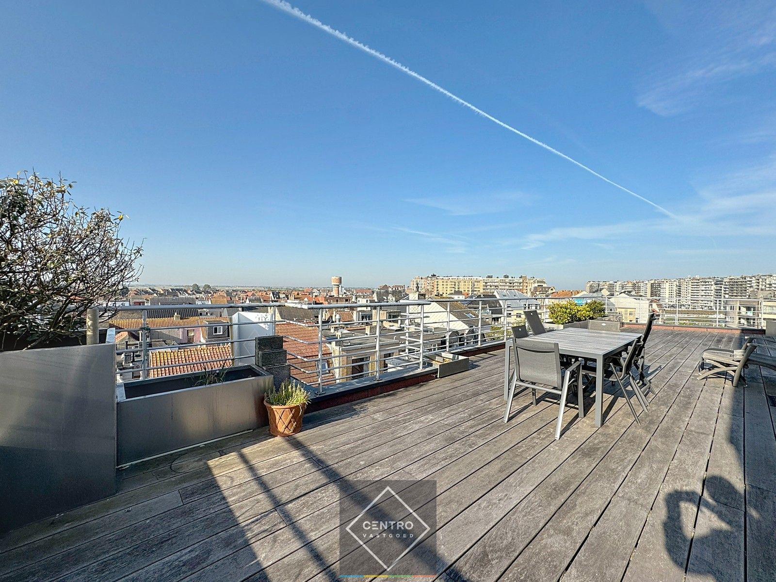 UNIEK appartement met SUBLIEM dakterras op de Markt! foto 2