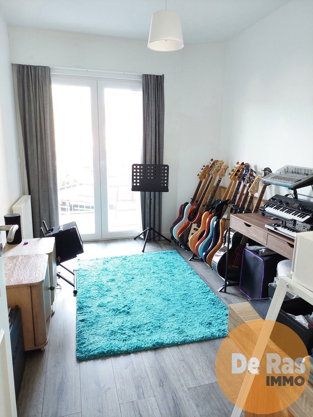 GENT - Instapklaar 4 slaapkamer appartement op 1ste verdiep foto 16