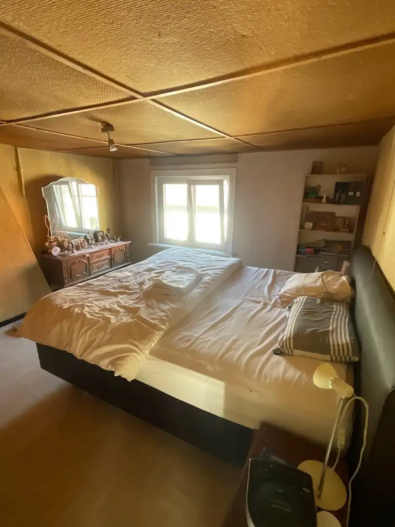 Landelijk gelegen woning met garage foto 10