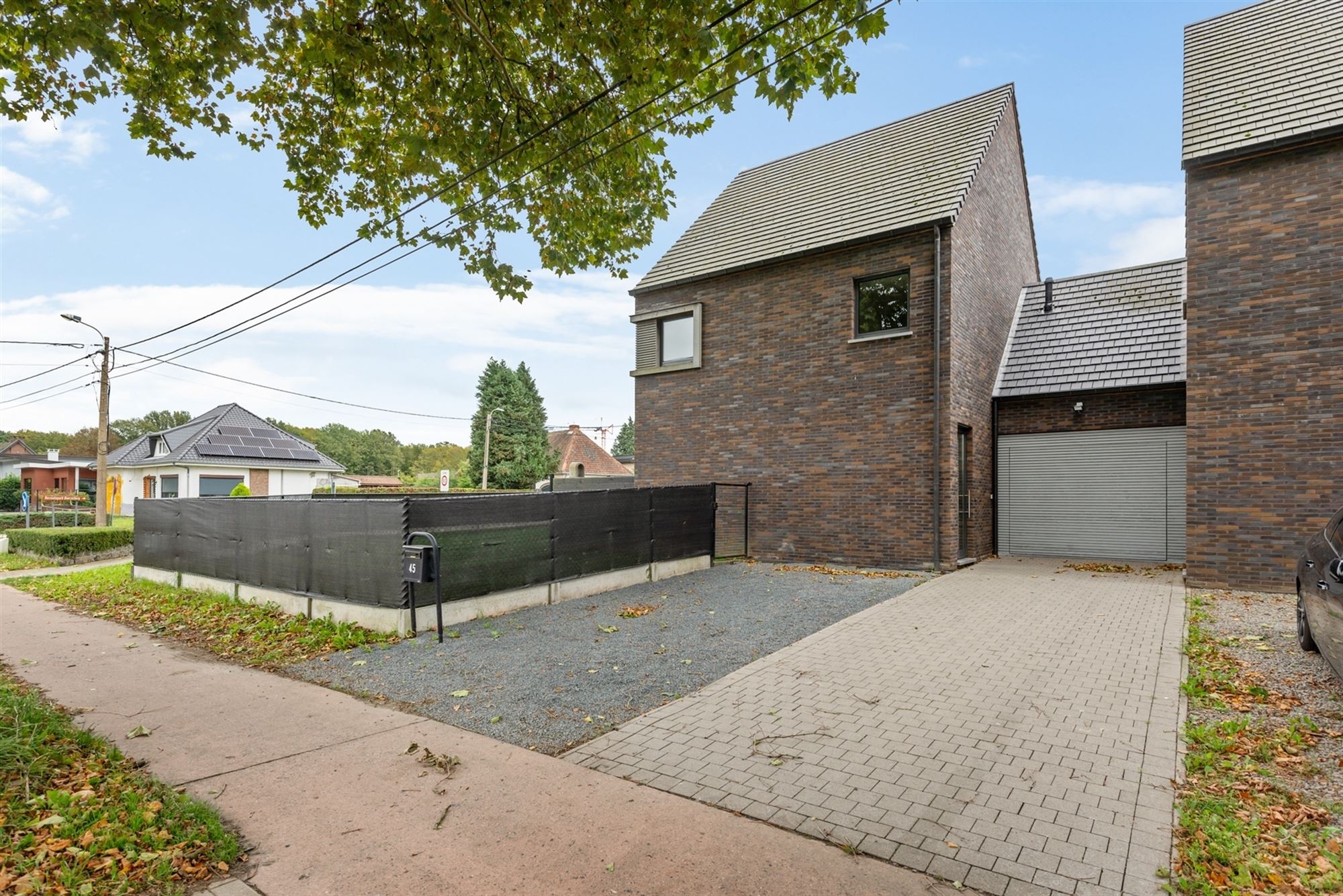 Recente woning met 3 slaapkamers te Putte foto 1