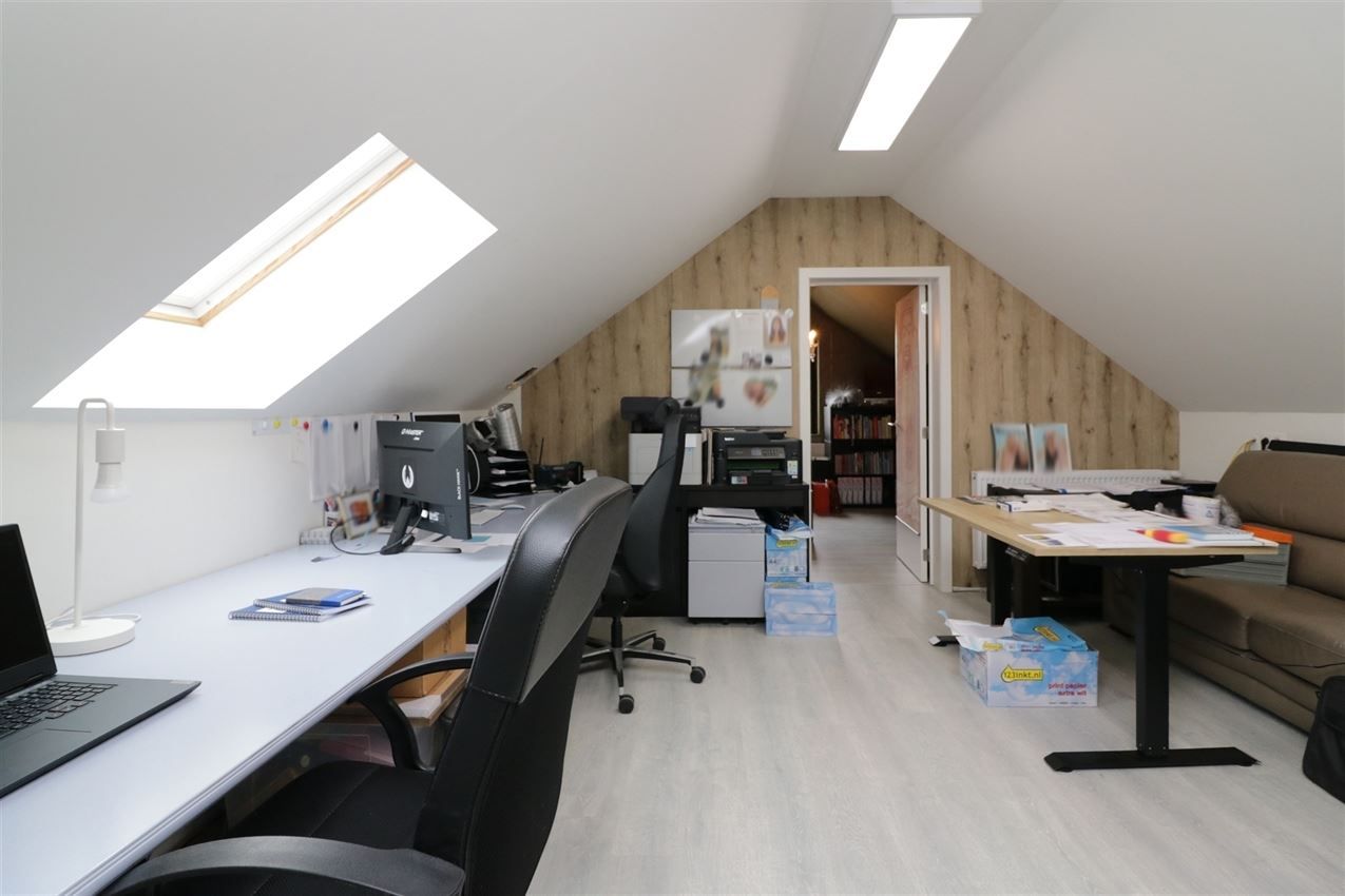 Tijdloos wonen in alle rust en comfort. Open groen uitzicht. Label B.  foto 24