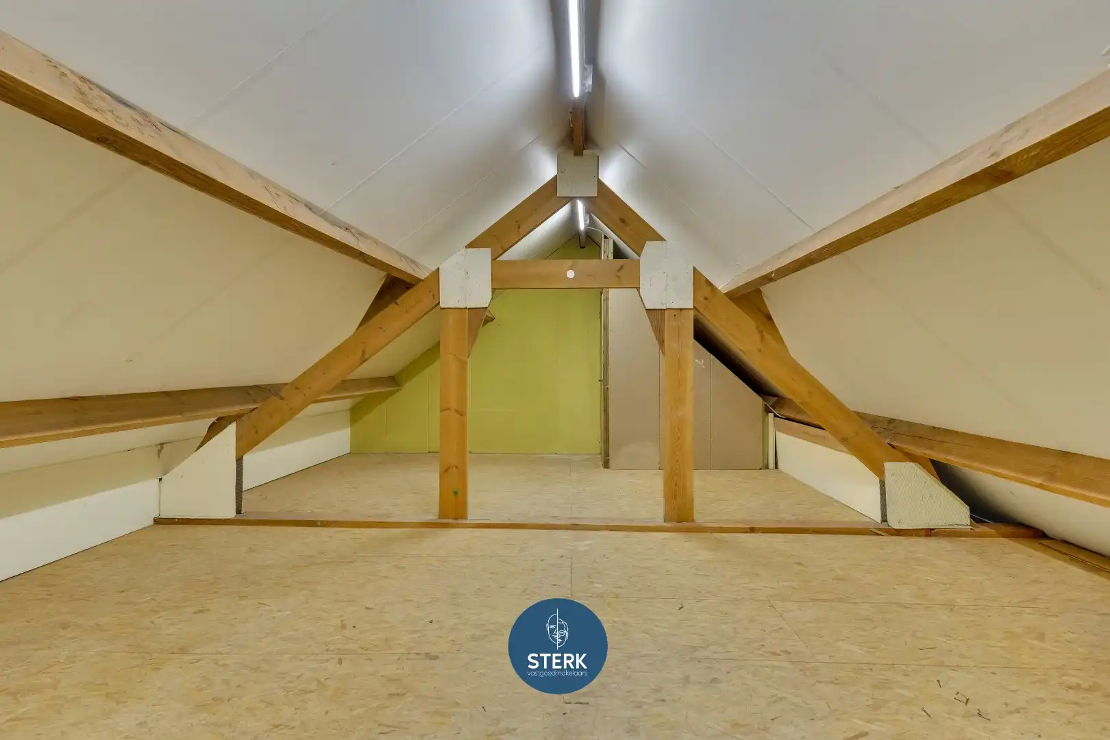 GEZINSWONING MET EEN BEWOONBARE OPP. VAN 206 M² NABIJ CENTRUM LANAKEN !  foto 21