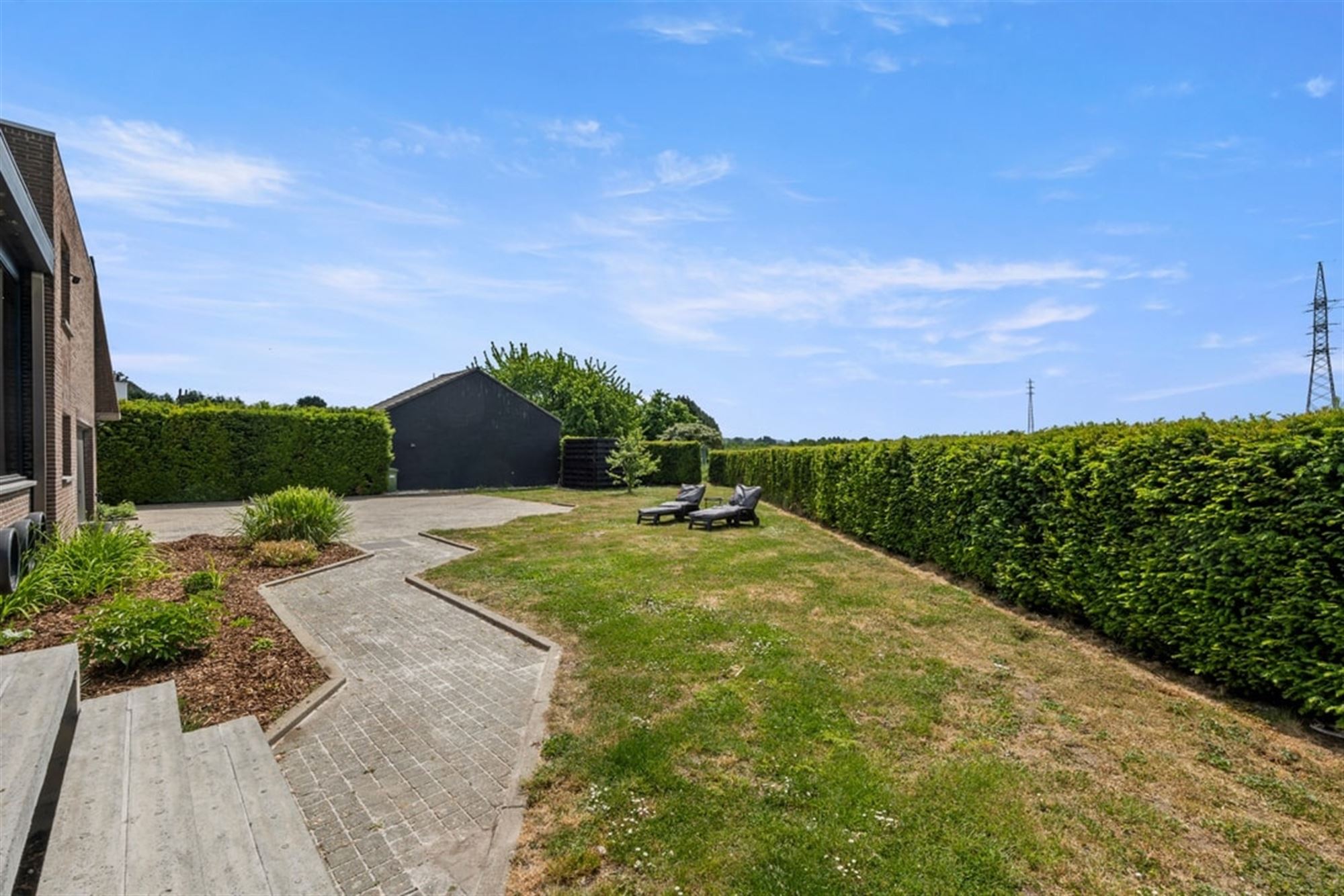 UNIEKE DESIGNWONING MET MODERNE AFWERKING EN STIJVOLLE ARCHITECTUUR foto 70