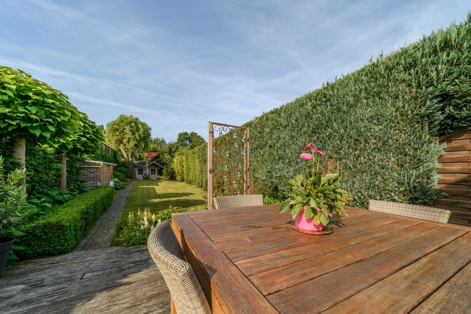 Instapklare gezinswoning met ruime tuin te Terjoden (Erembodegem) foto 10