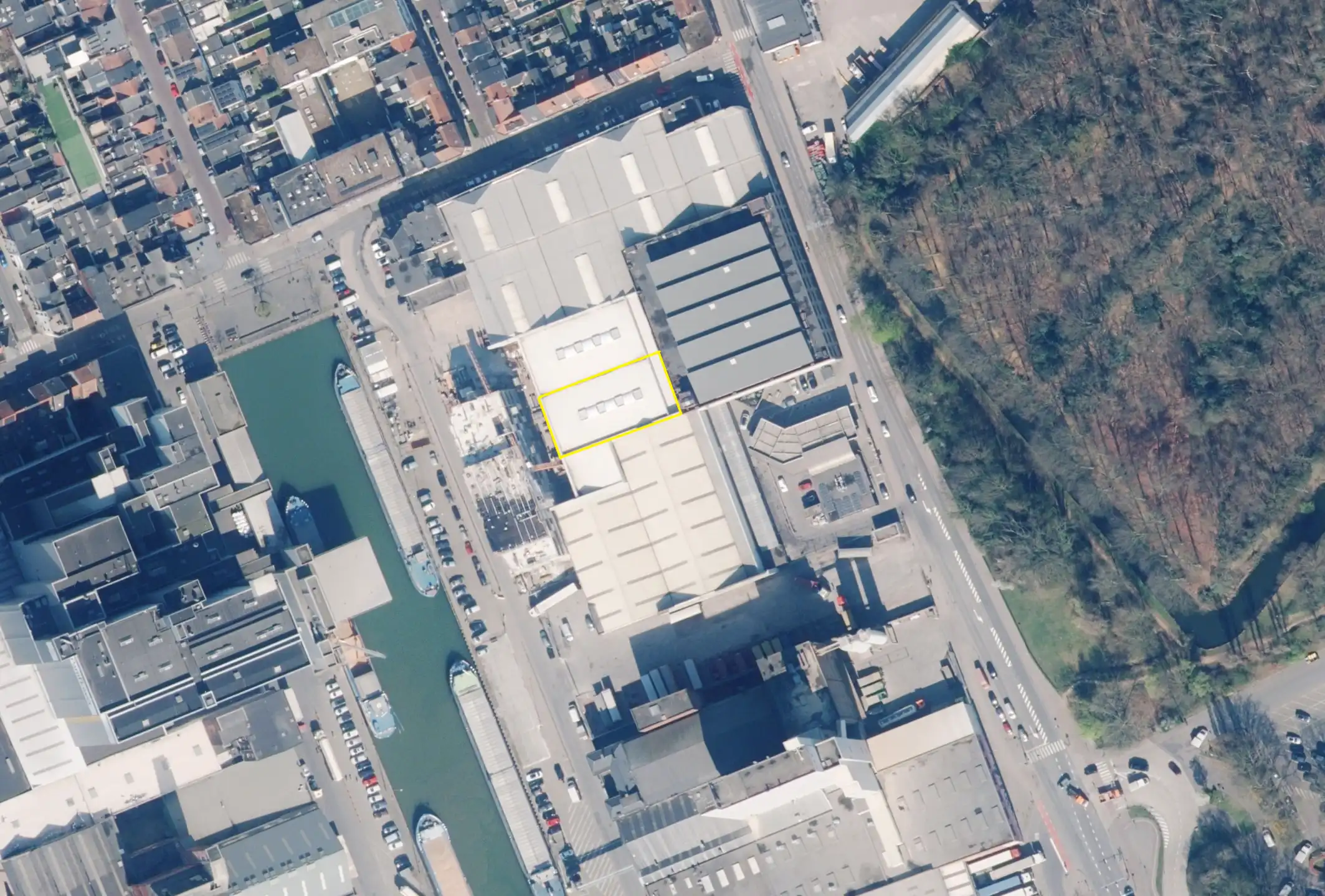 Nieuwbouw opslagruimte/werkplaats te huur in Merksem foto 4