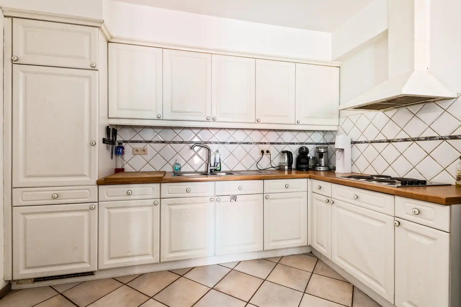 Ruim appartement (94 m²) met twee slaapkamers in het centrum van Broechem! foto 7