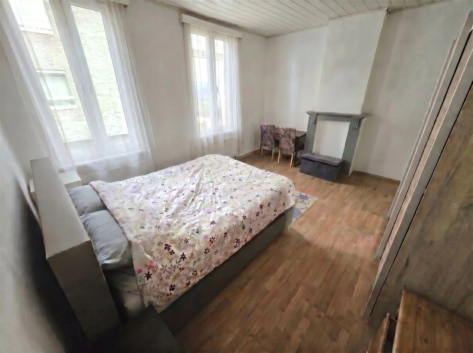 Gezinswoning met 4 slaapkamers en zonnige tuin foto 14