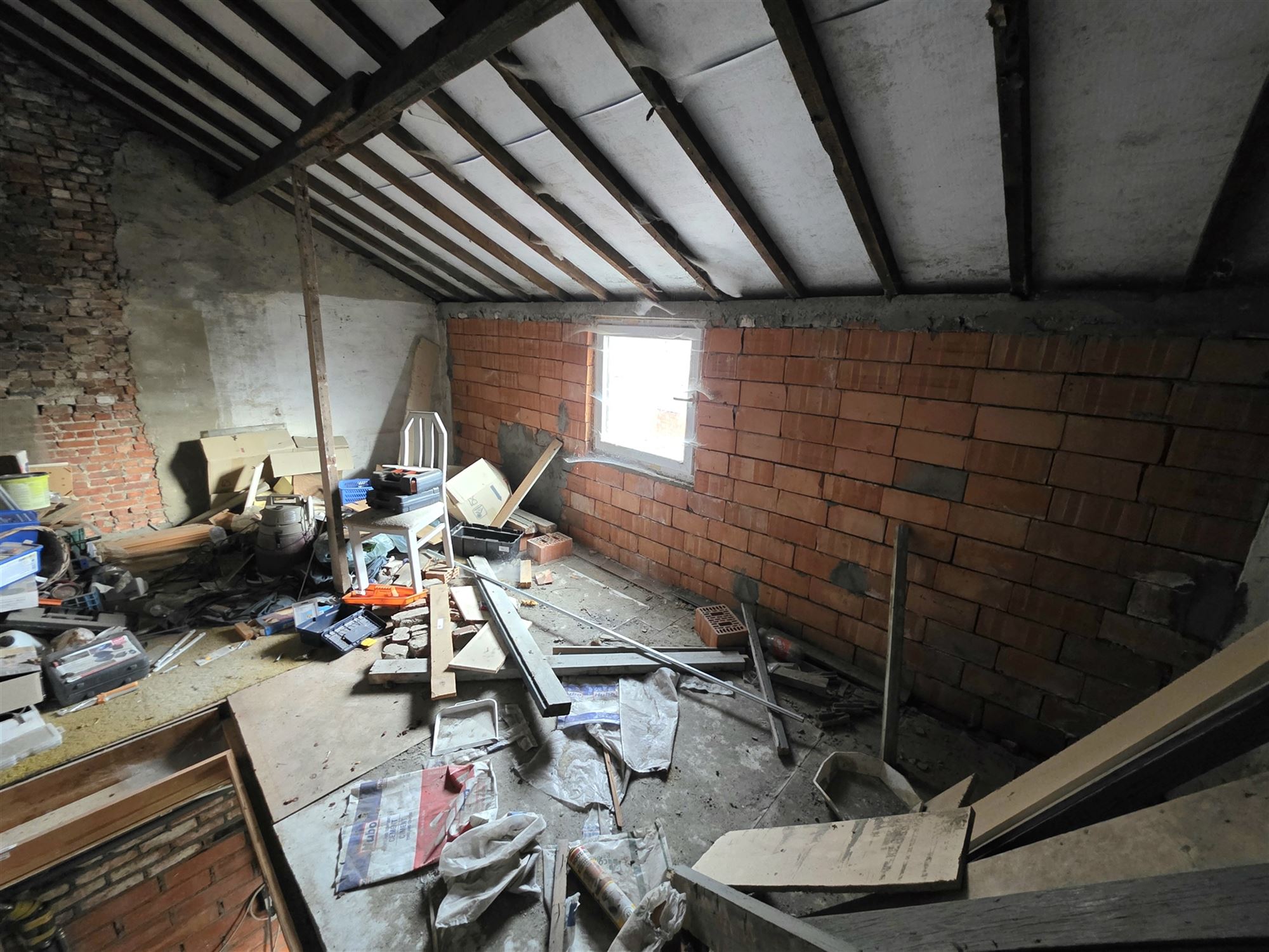 Gezinswoning met 4 slaapkamers en zonnige tuin foto 18