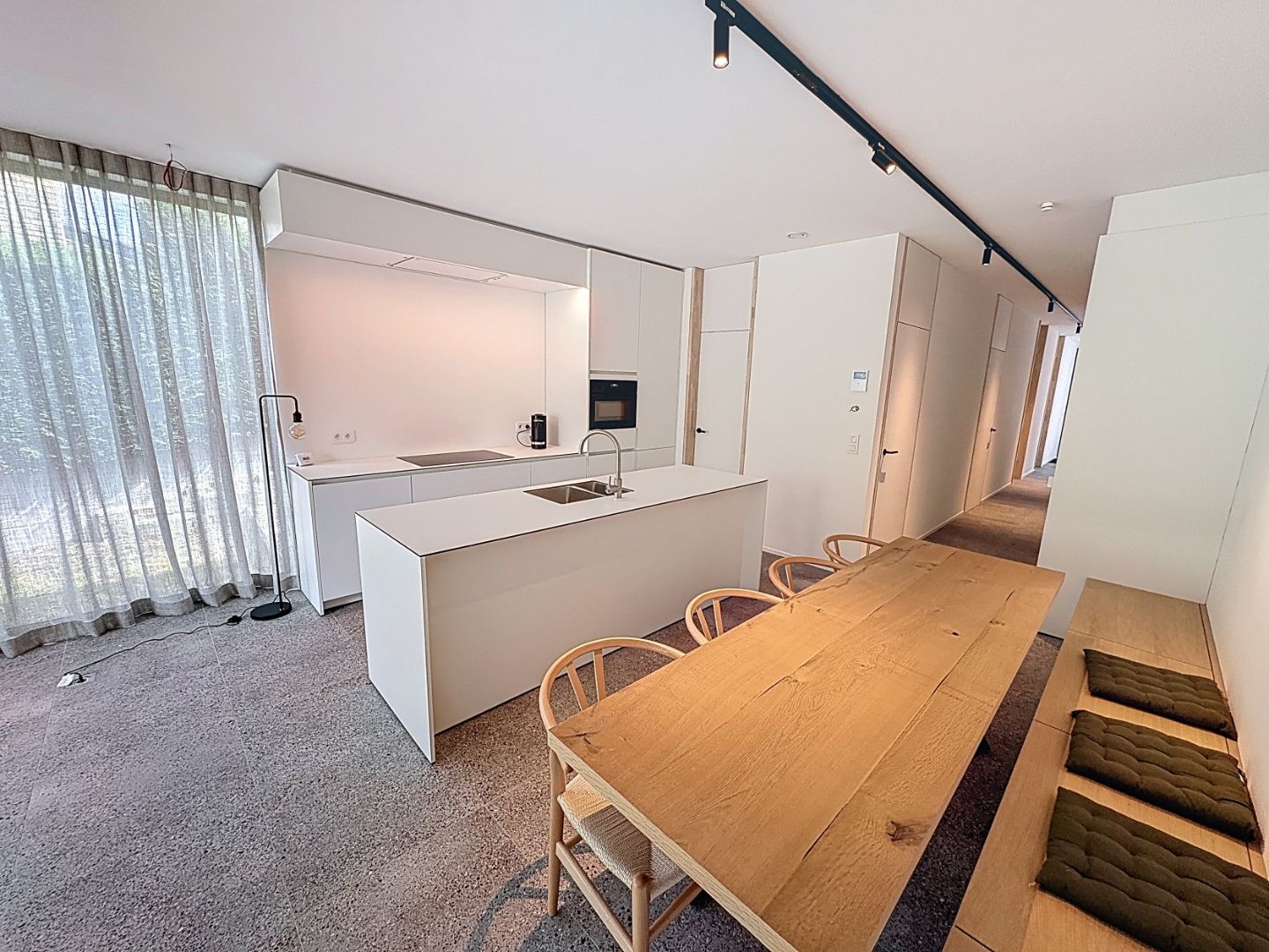 Moderne nieuwbouwwoning te Sint-Idesbald. foto 3