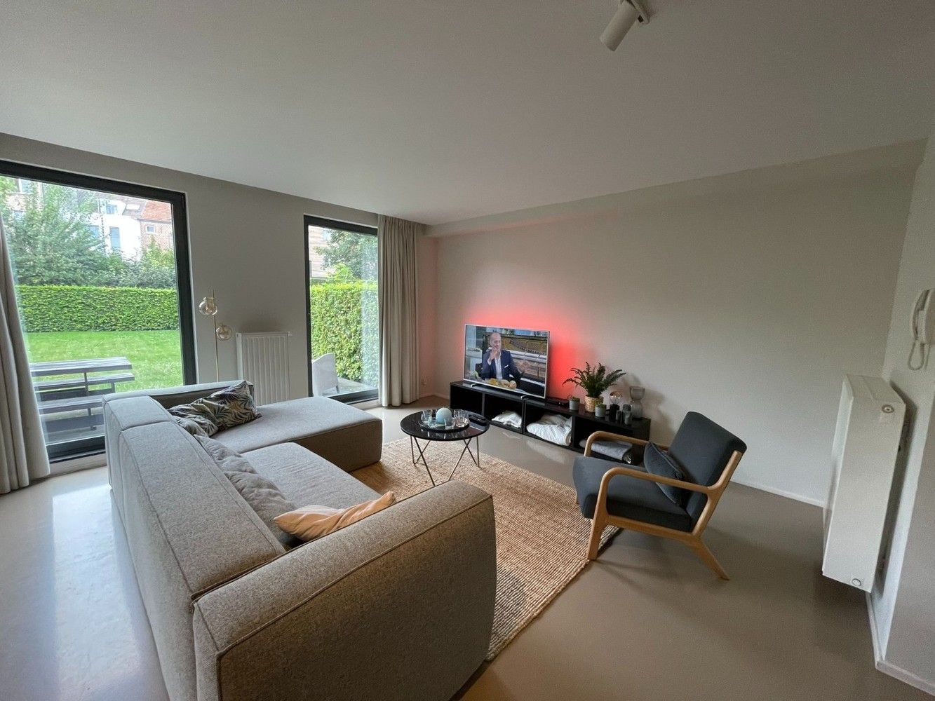 Instapklaar gelijkvloers appartement met tuin, garagebox en staanplaats nabij Groot Begijnhof foto 7