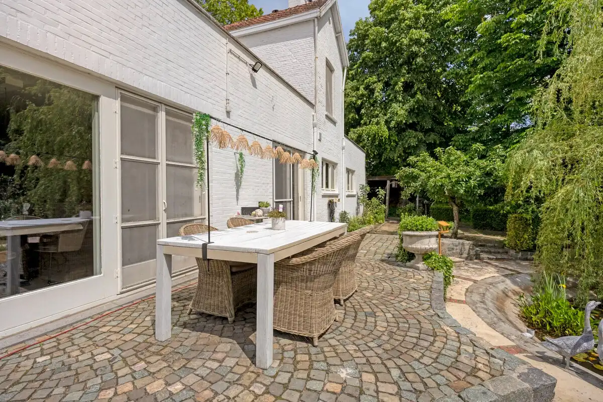 Bijzonder historisch herenhuis te koop in Heppen foto 47