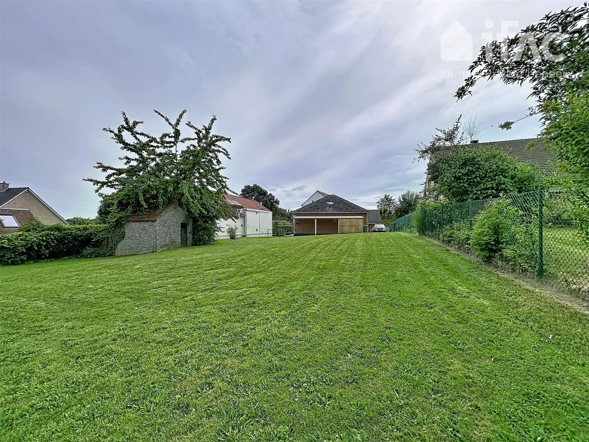 Gerenoveerde woning met 2 slaapkamers en grote tuin foto 15