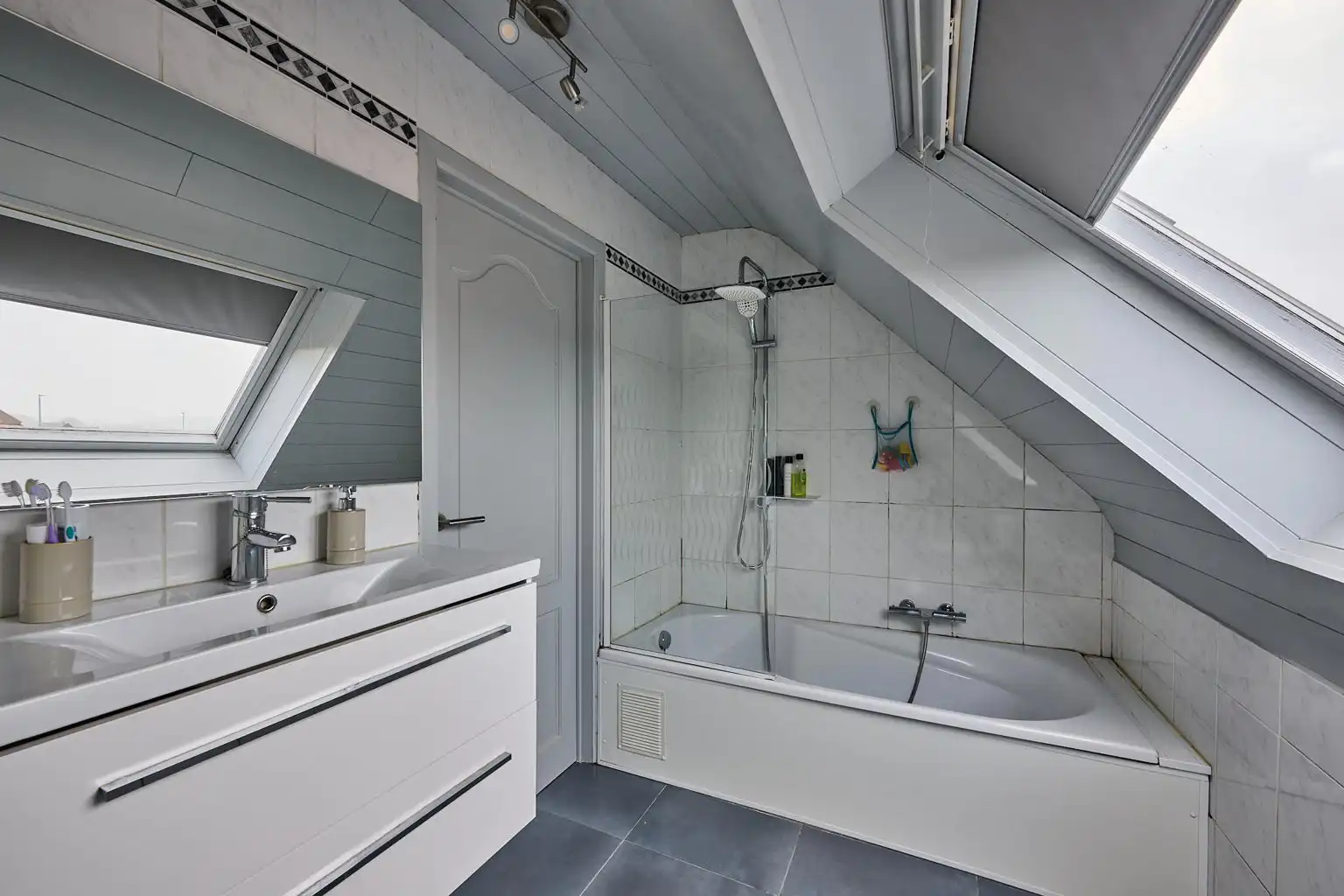 Villa te koop foto 12