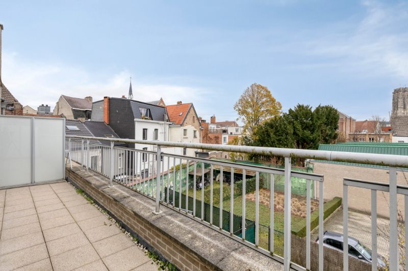 Centraal gelegen en instapklaar 2-slaapkamerappartement met terras in Mechelen foto 5