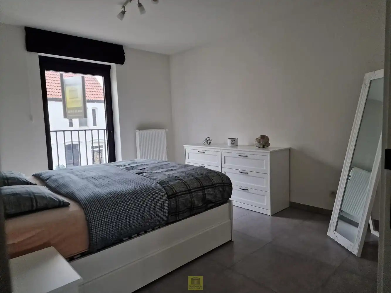 Ruim lichtrijk appartement met groot terras, garage én staanplaats! foto 16