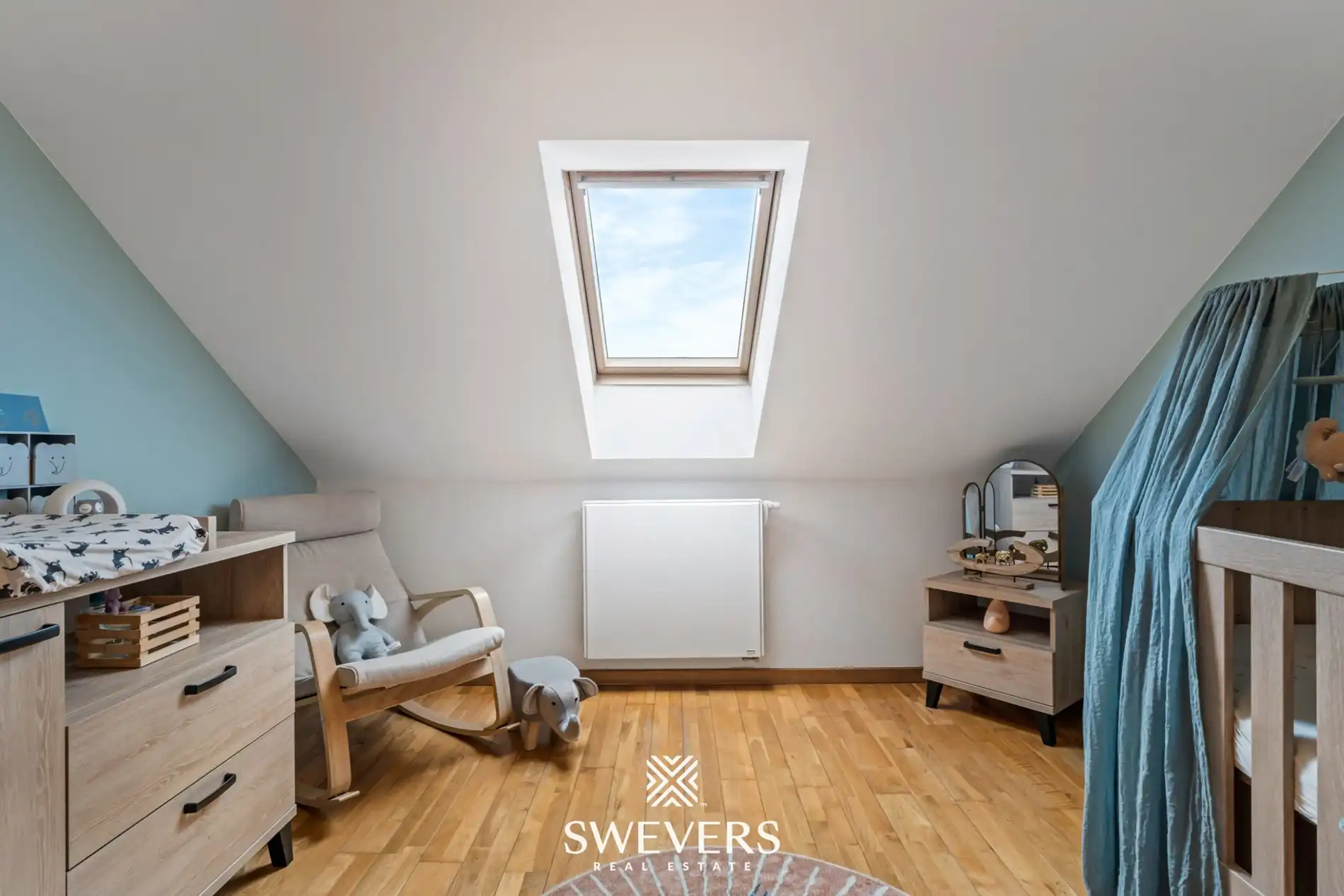 Zonnige bel-etage met dubbele garage en groot terras vlakbij het centrum van Heusden foto 18