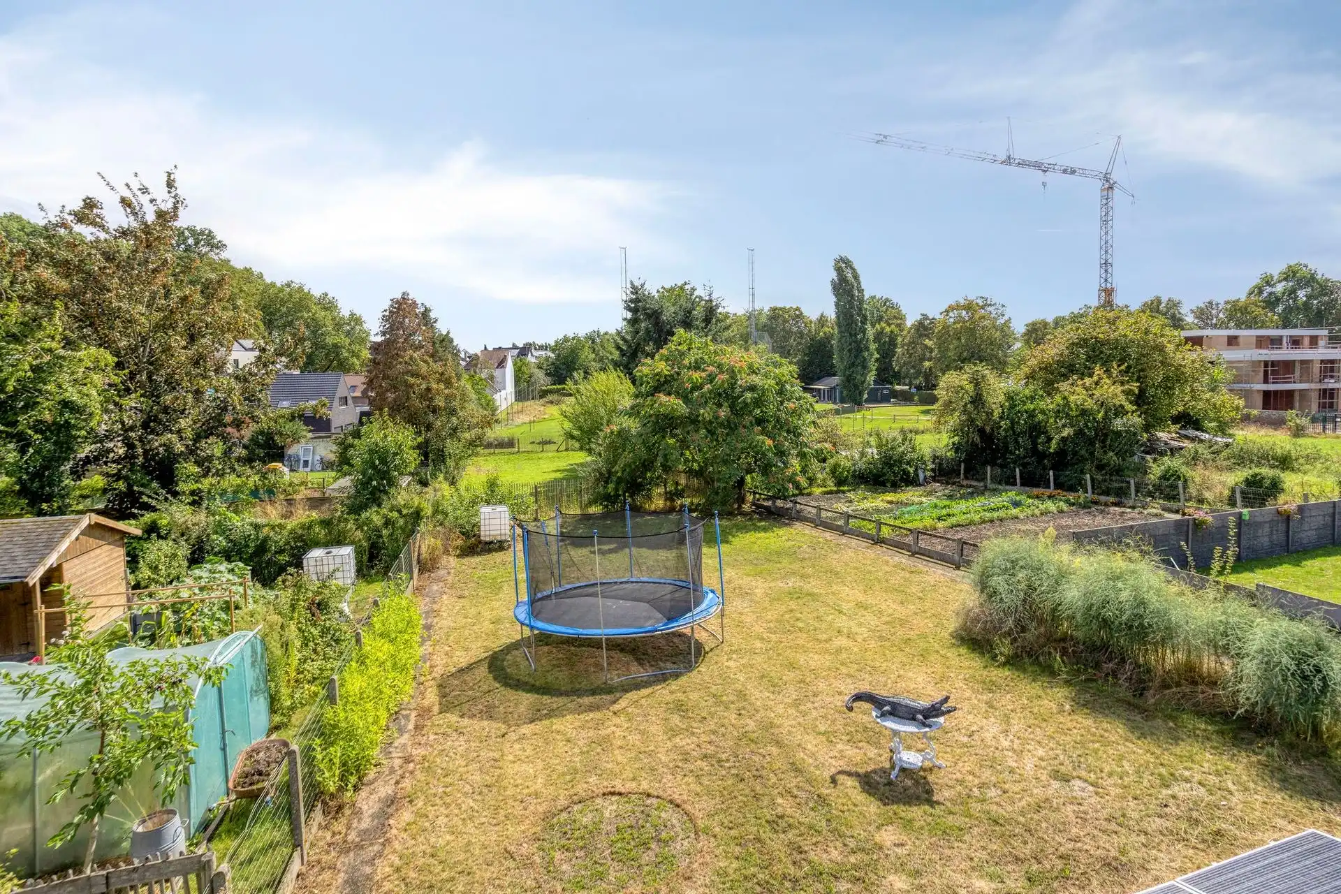 CENTRUM SINT-PIETERS-LEEUW : ruime 2-gevelwoning met atelier/commerciële ruimte (3 slpks) met grote tuin en private autostaanplaats foto 2