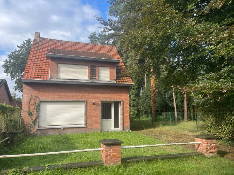 Te renoveren of af te breken woning foto 2