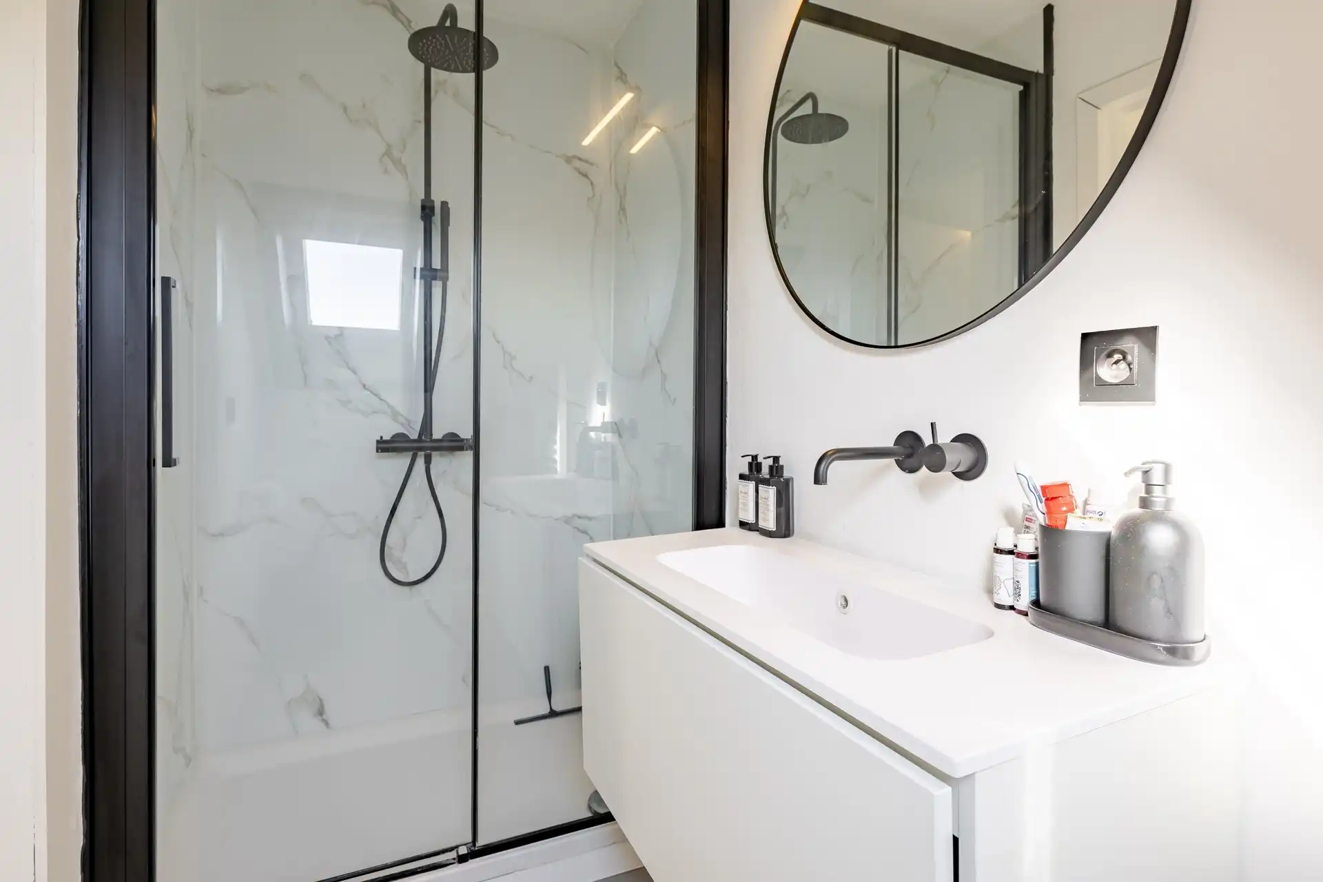Prachtig gerenoveerd appartement in de dorpskern! foto 22