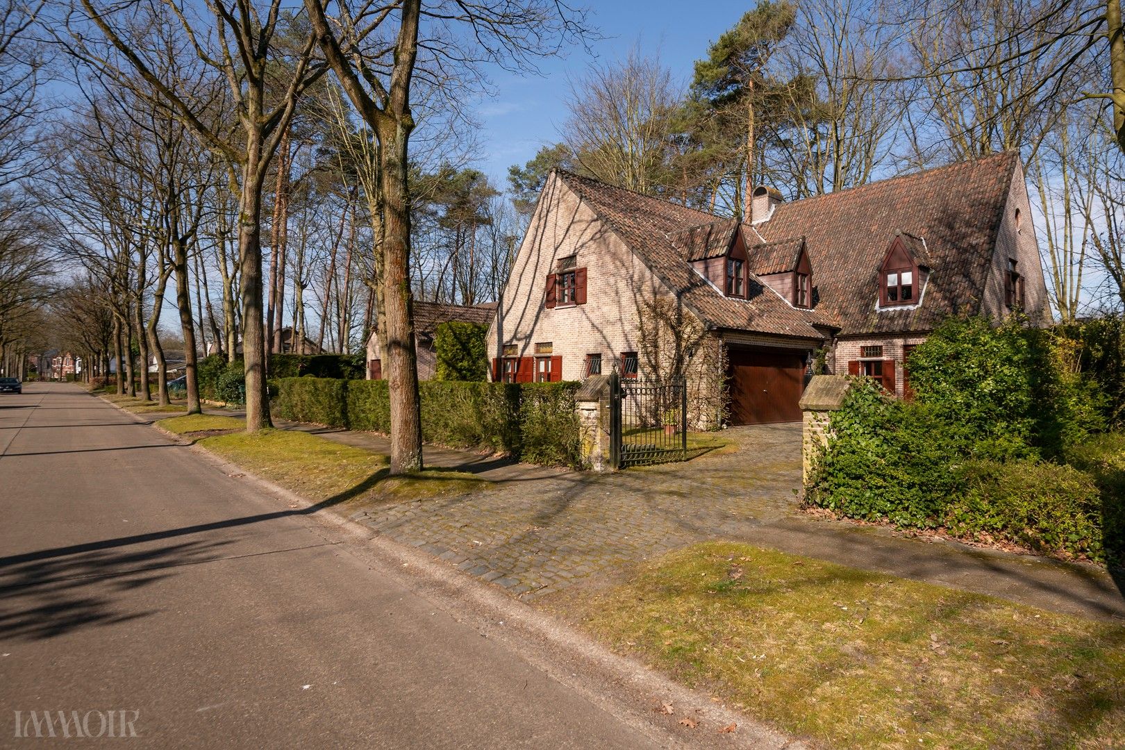 Ruime villa met veel potentieel in een rustige, kindvriendelijke wijk in Brasschaat. foto 31