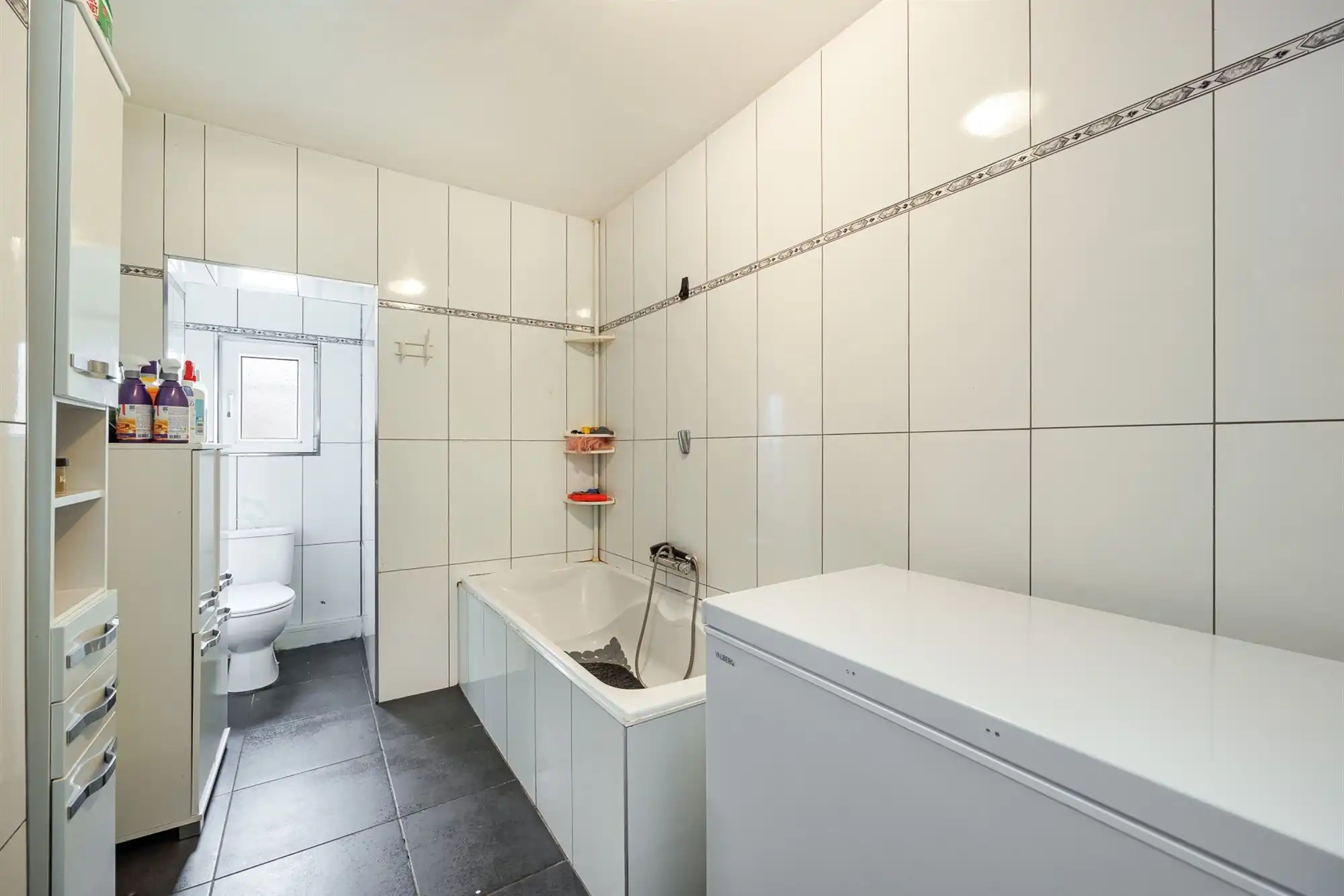 Huis met drie slaapkamers en leuke stadstuin.  foto 26