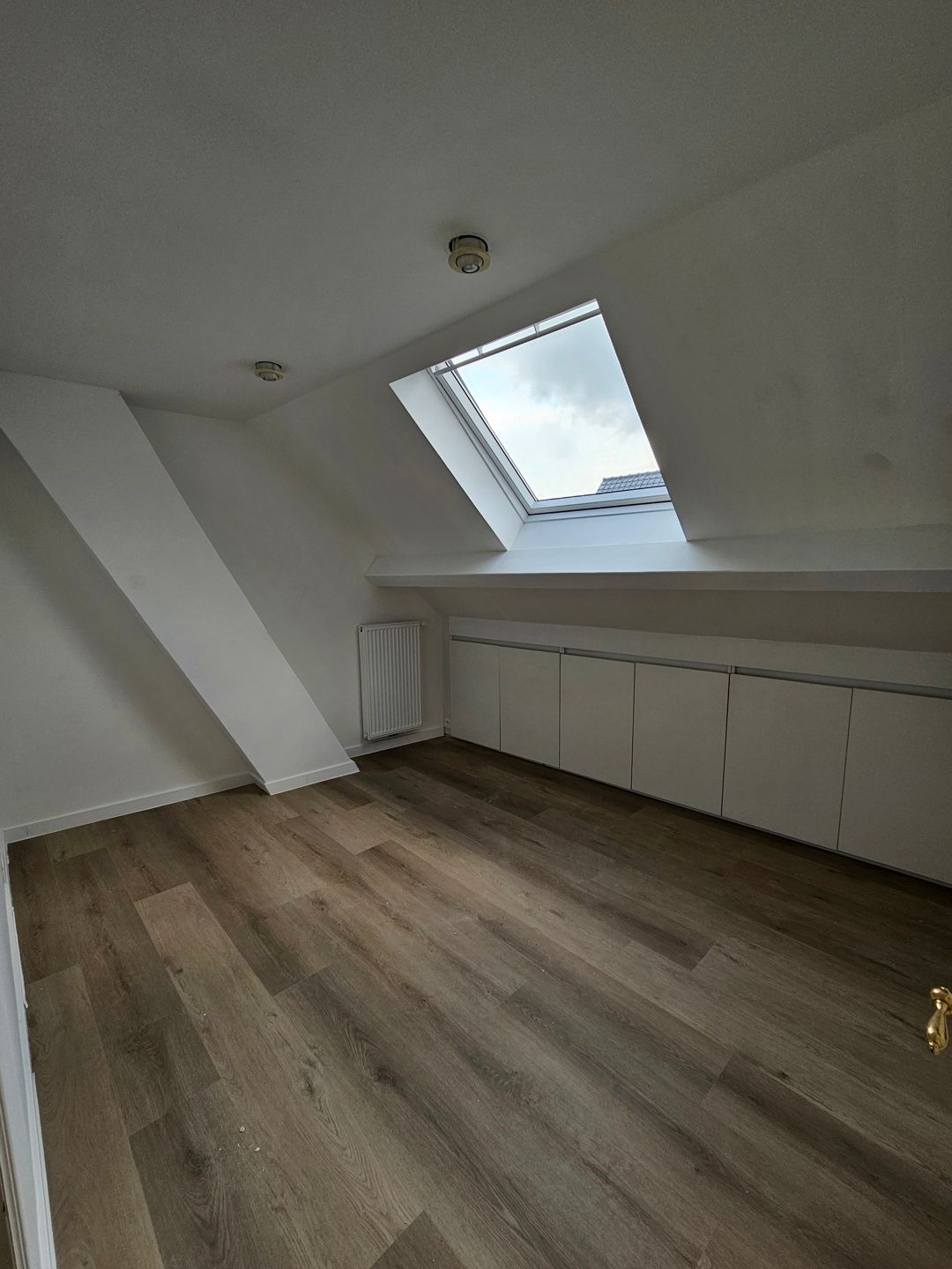 Gerenoveerd appartement met 3 slaapkamers foto 13
