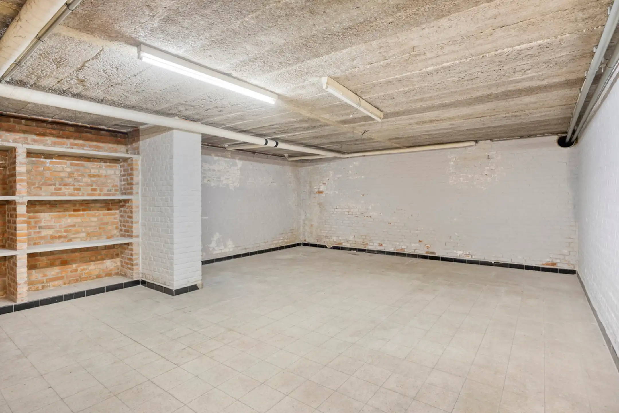 Uniek groen gelegen landhuis met eventuele praktijkruimte foto 27