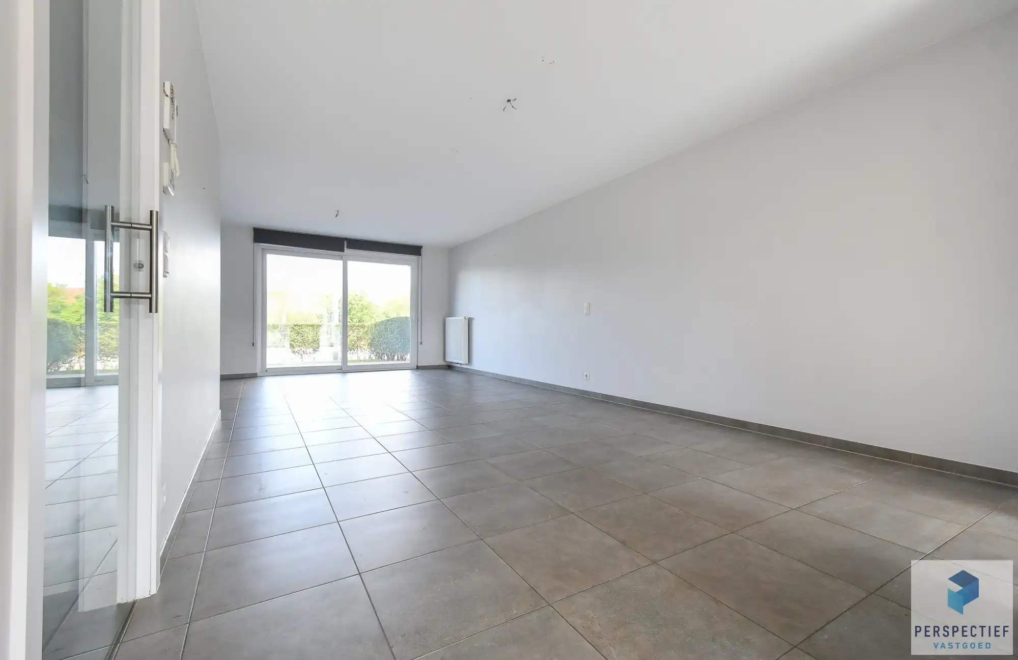 BEZOEKMOMENT WOENSDAG 15/07 VAN 16.30U TOT 17.30U | Ruim gelijkvloers appartement met 2 slaapkamers, voor- én achtertuin met terras & staanplaats foto 12