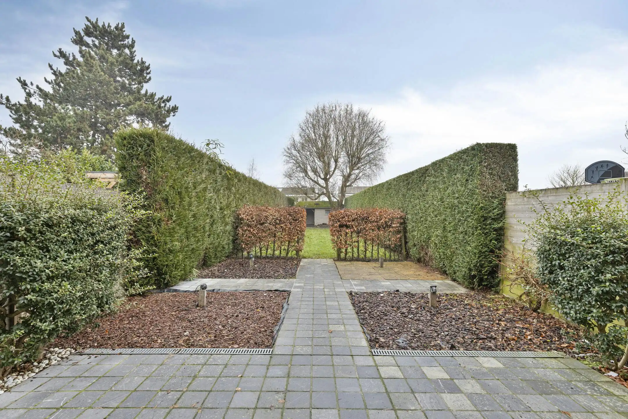 Instapklare bel-etage met 4 kamers te koop in Beveren-Leie foto 7