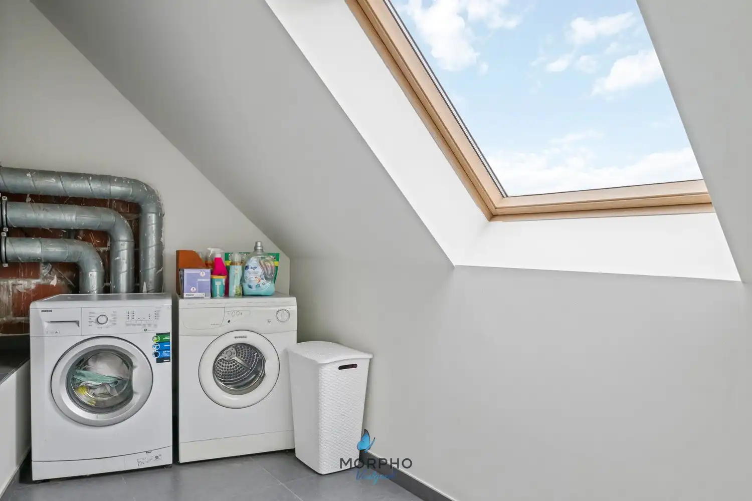 Instapklare duplex (120 m²) met master suite en terrassen – Torhout centrum foto 18