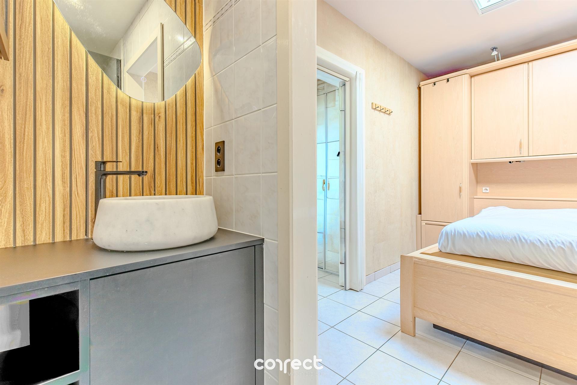 Instapklaar 1-slaapkamerappartement in Sint-Idesbald foto 13