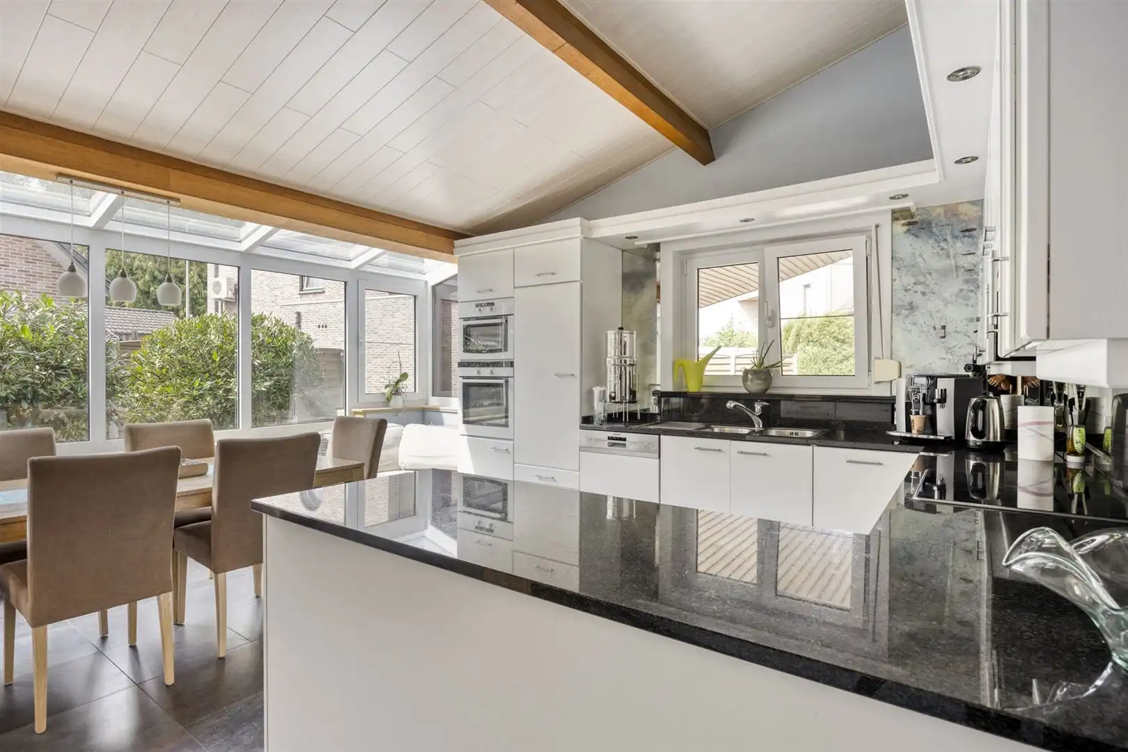 TE KOOP: Woning met handelsruimte en appartement in Eksel! foto 26