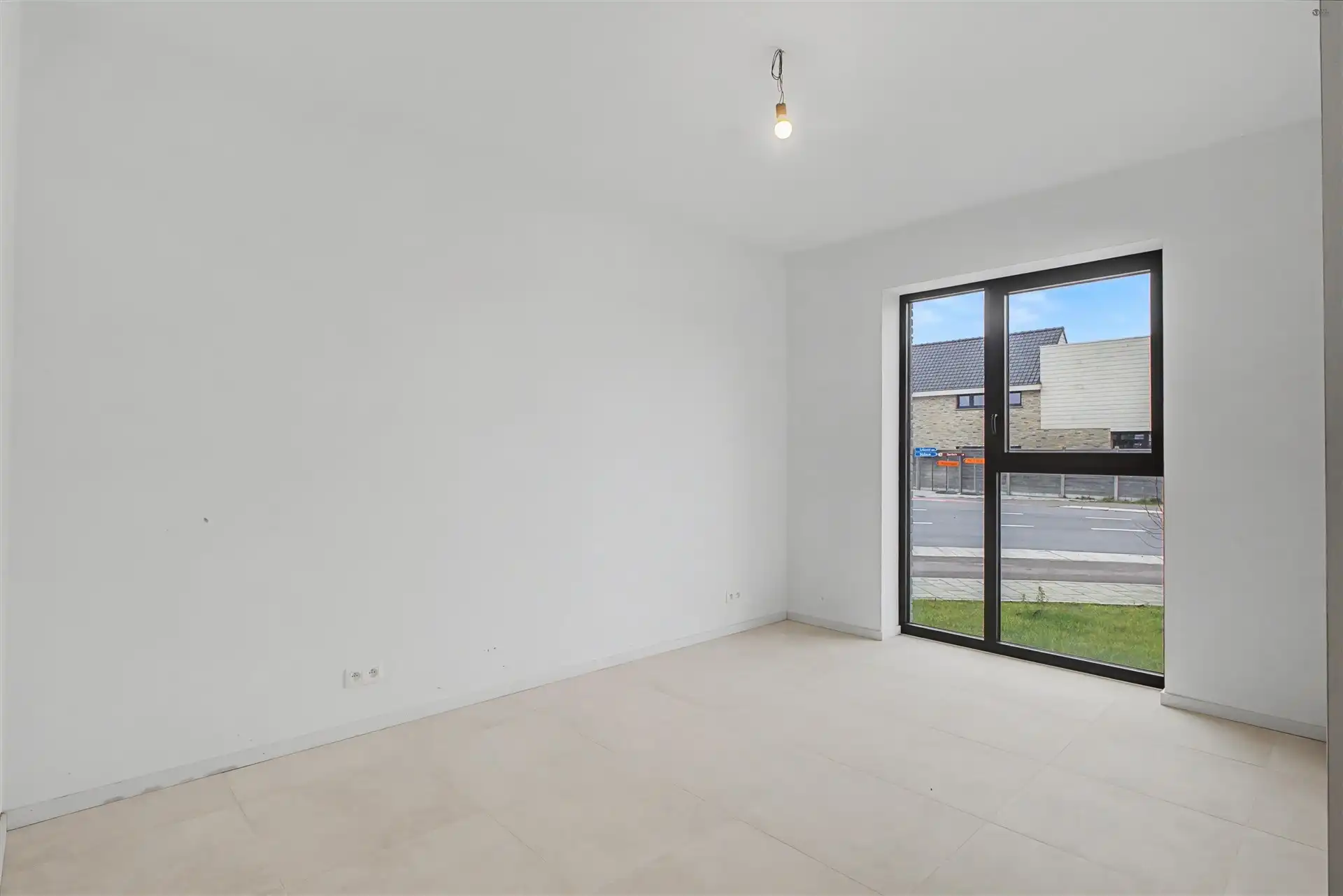 Gelijkvloers 2 slaapkamer appartement foto 9