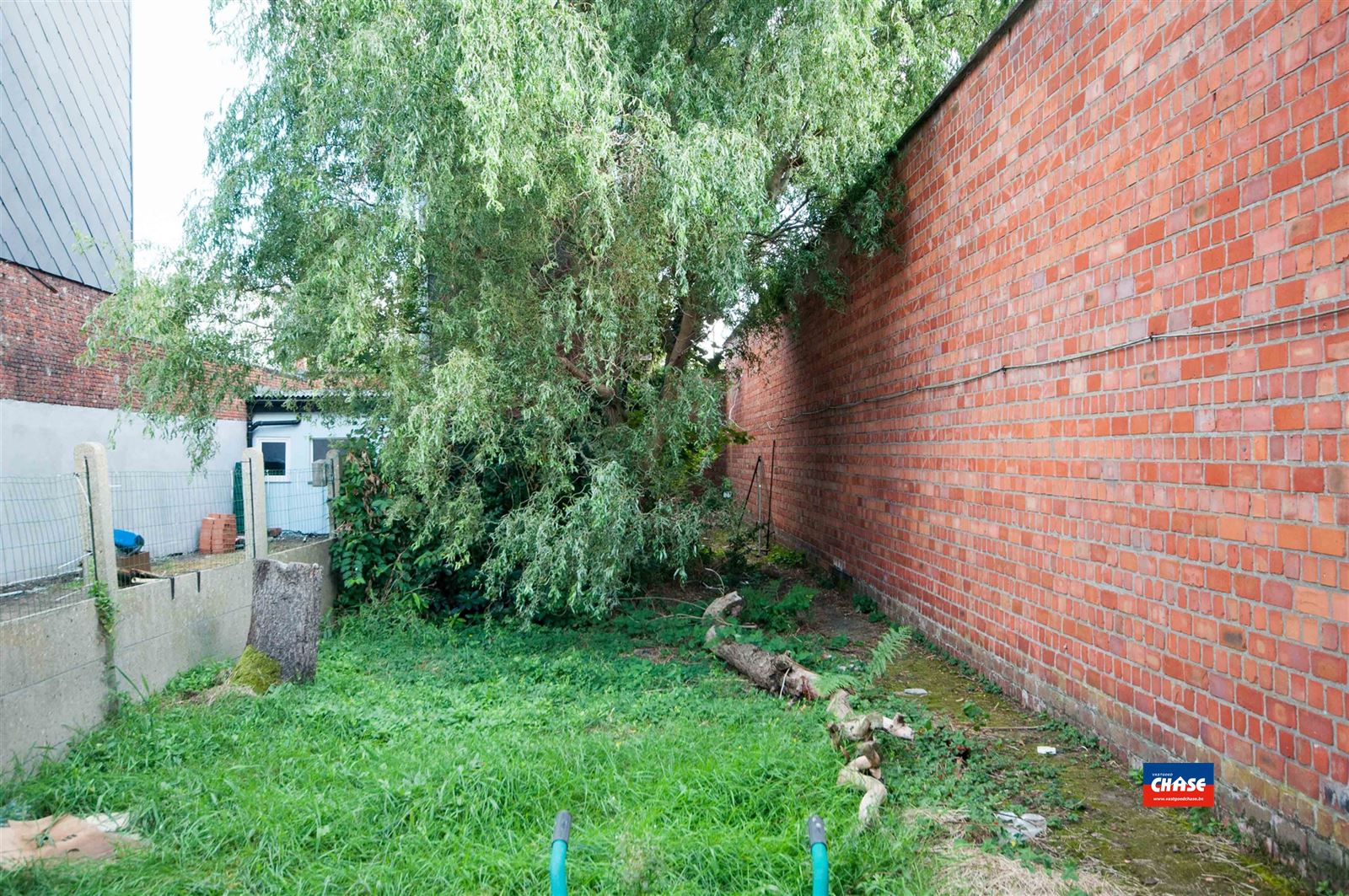 Gelijkvloersappartement met 1 grote slaapkamer en ruime tuin foto 2