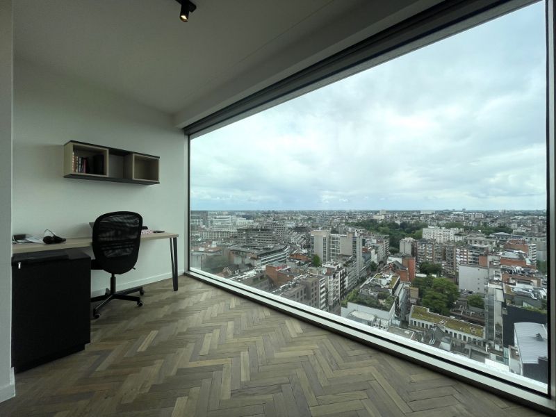 Luxe appartement gelegen in de Antwerp Tower foto 7