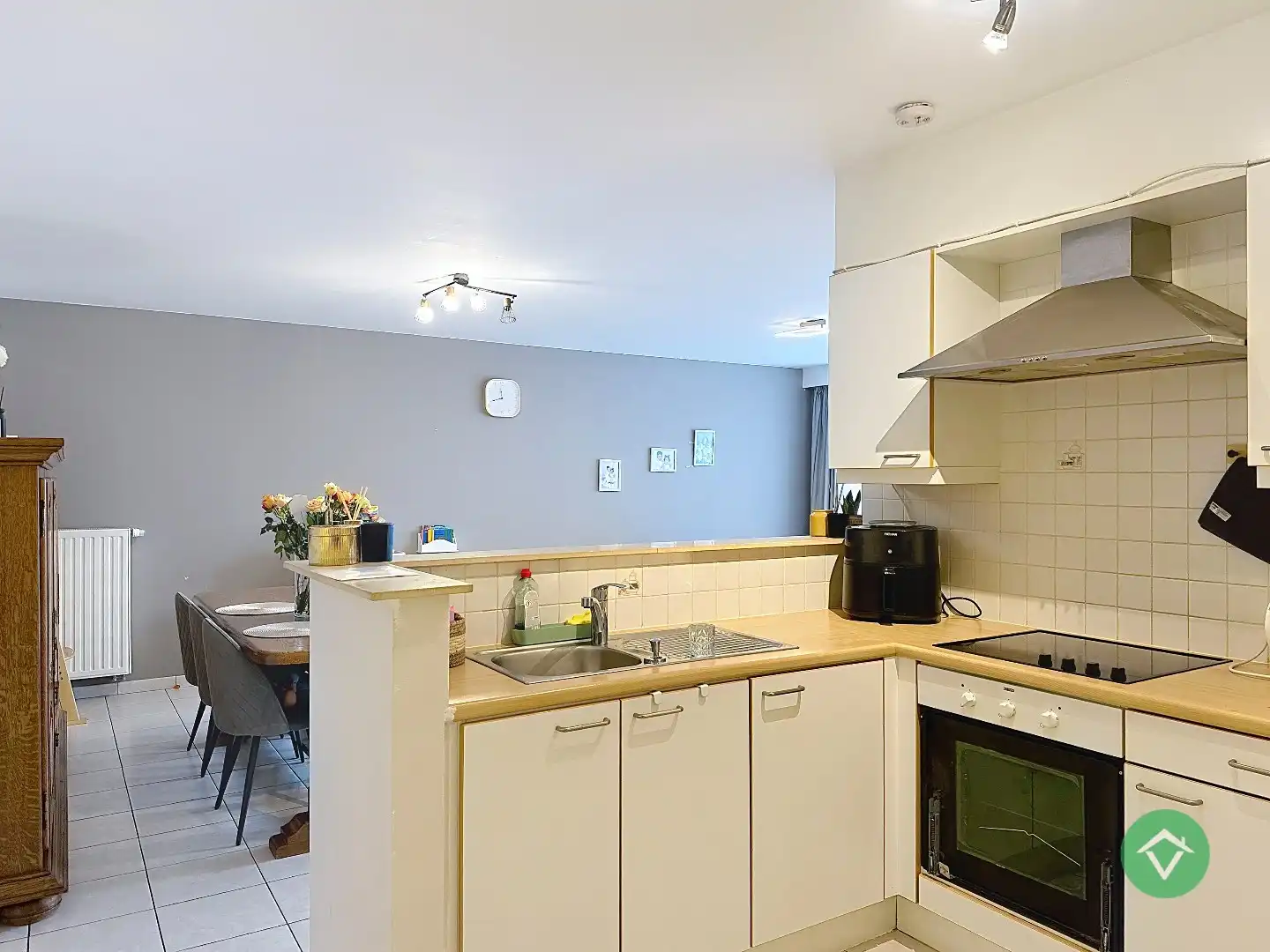 Appartement met 2 slaapkamers en ondergrondse garage. foto 5