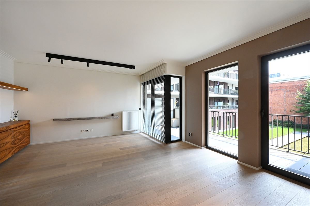 Prachtig appartement met 2 badkamers en ruim terras foto 7