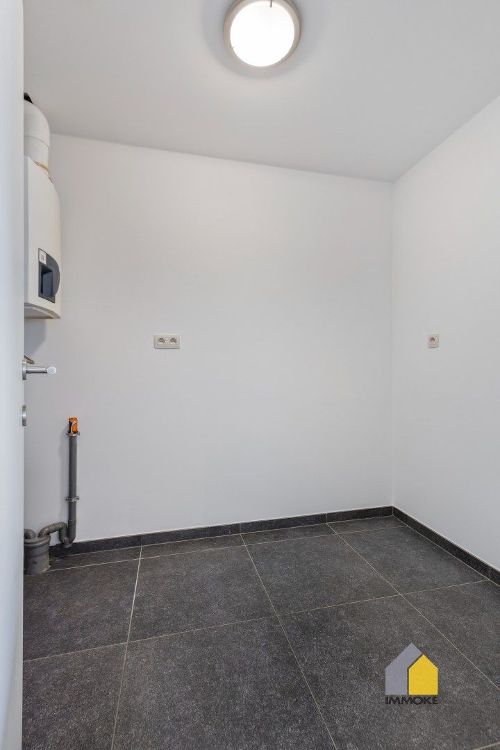 Energiezuinige woning op 3 a 14 ca met 3 slpk, 2 badkamers en knusse tuin. foto 16