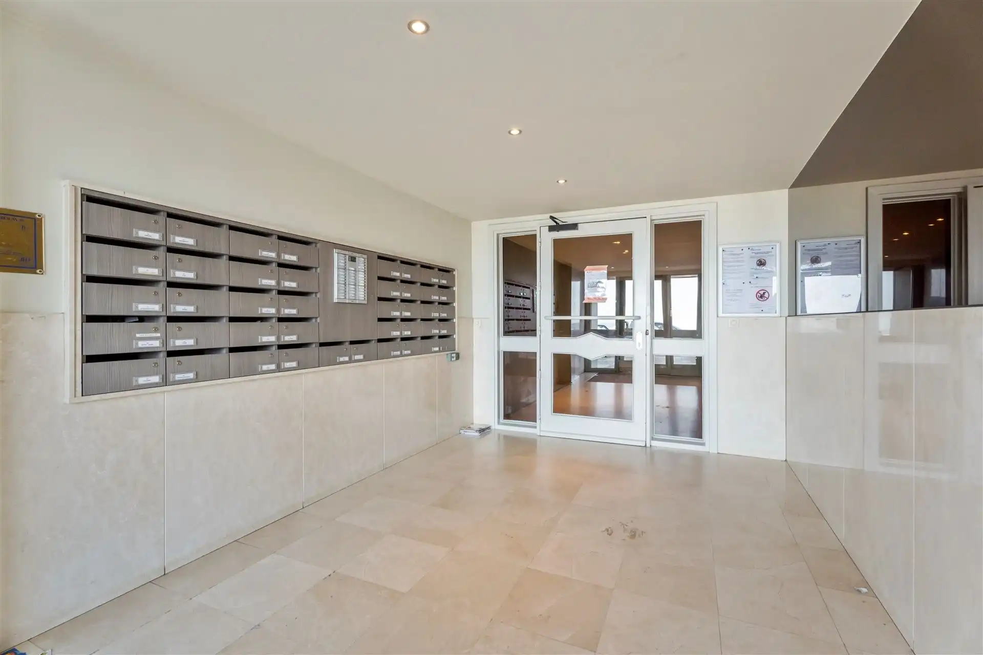 ZEEDIJK / LICHTRIJK foto 17