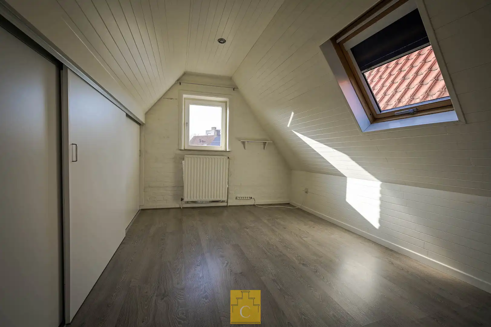 Instapklare trapgevelwoning met zonnig terrastuintje en grote berging, centrum, rustige straat omgeving ’t Zand foto 22