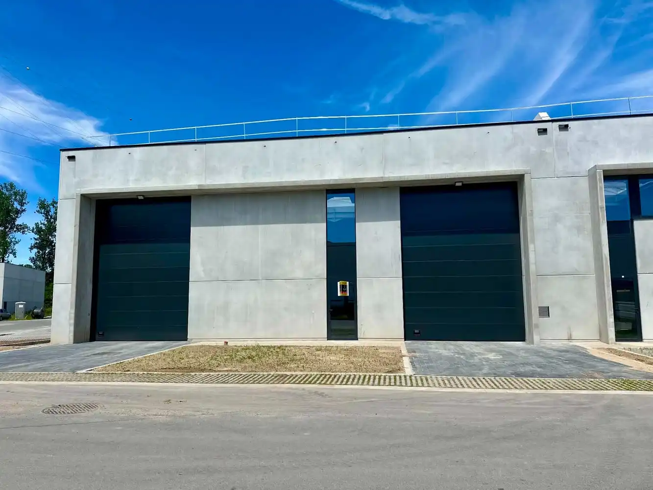 Nieuwbouw KMO-unit van 205 m² met 2 parkeerplaatsen nabij E40 te Aalst-Denderleeuw foto 31